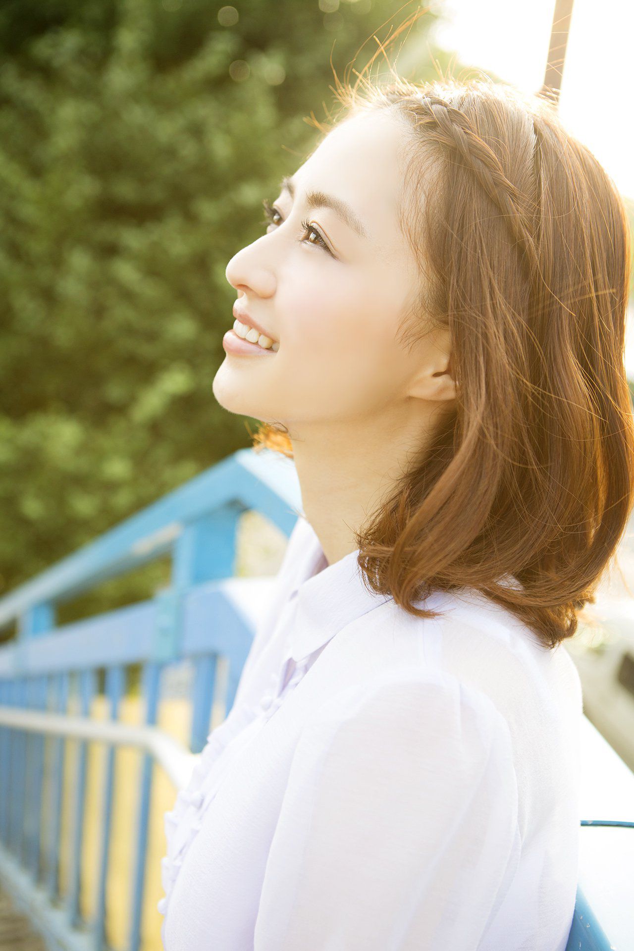 逢沢りな Rina Aizawa《夕暮れハンカチーフ》