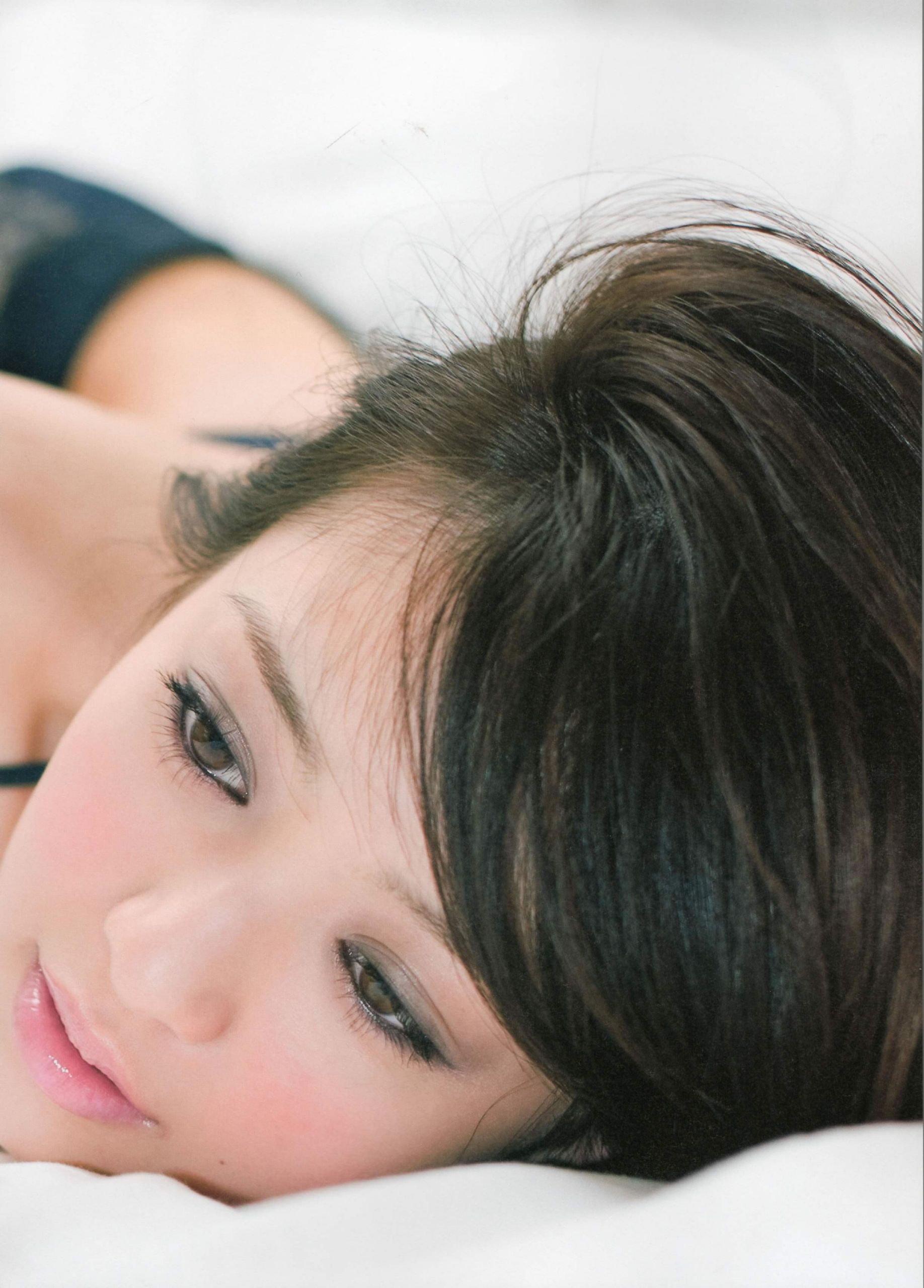 Rina Aizawa 逢泽莉娜《Welina》
