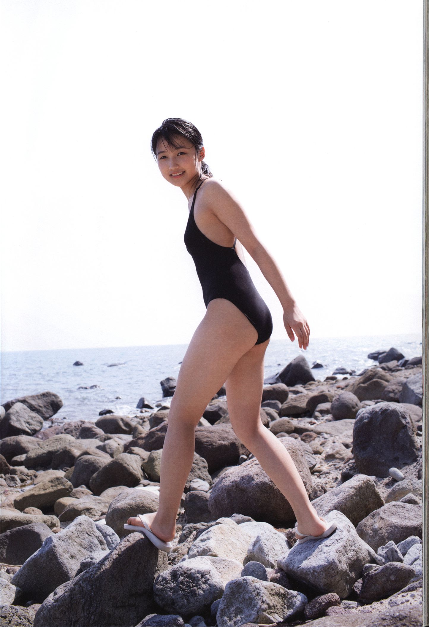 Riho Sayashi 鞘師里保《太陽》