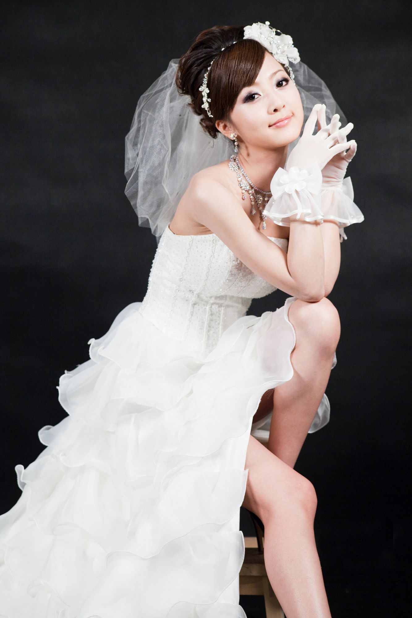张允霏/果子MM《創意婚紗潮流風》
