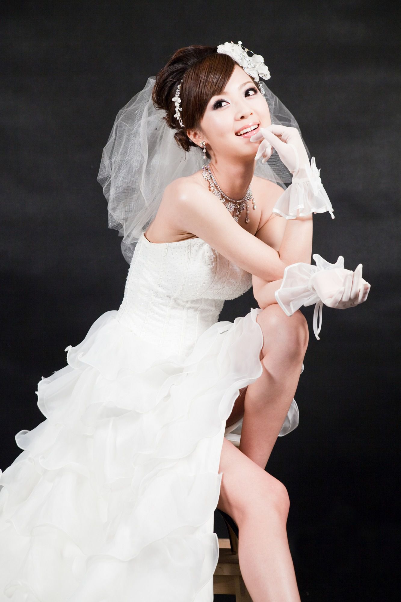 张允霏/果子MM《創意婚紗潮流風》