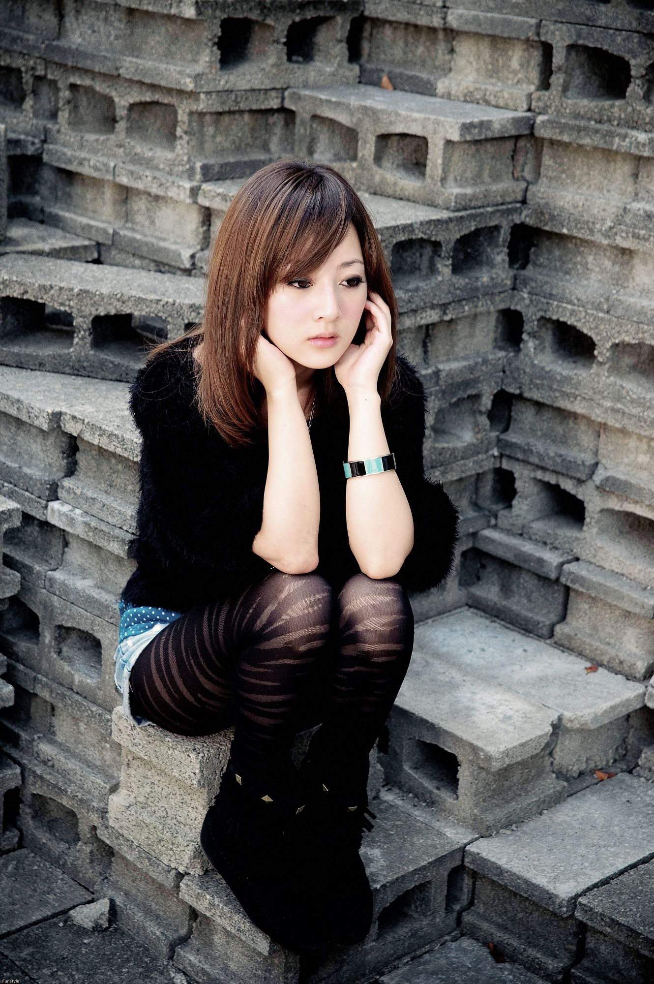 台湾网络女神果子MM《華山藝文中心III +228公園》外拍