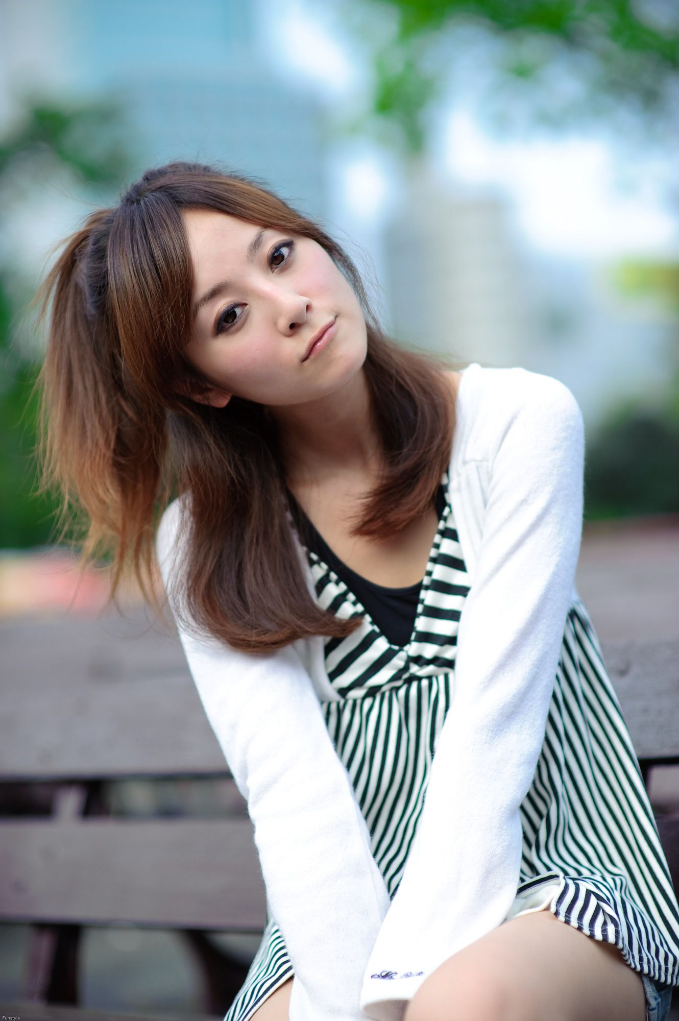 台湾网络女神果子MM《華山藝文中心III +228公園》外拍