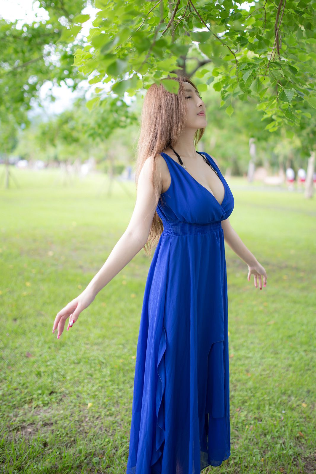 台湾赵芸Syuan《极品蓝色长裙女神》