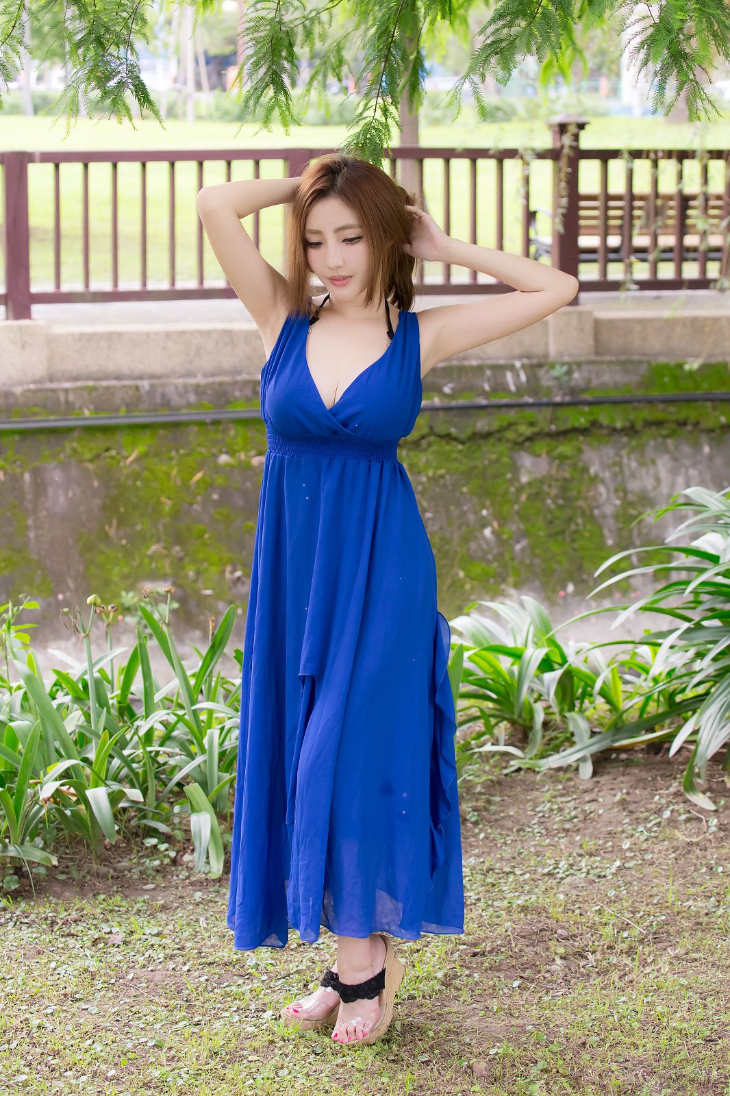 台湾赵芸Syuan《极品蓝色长裙女神》