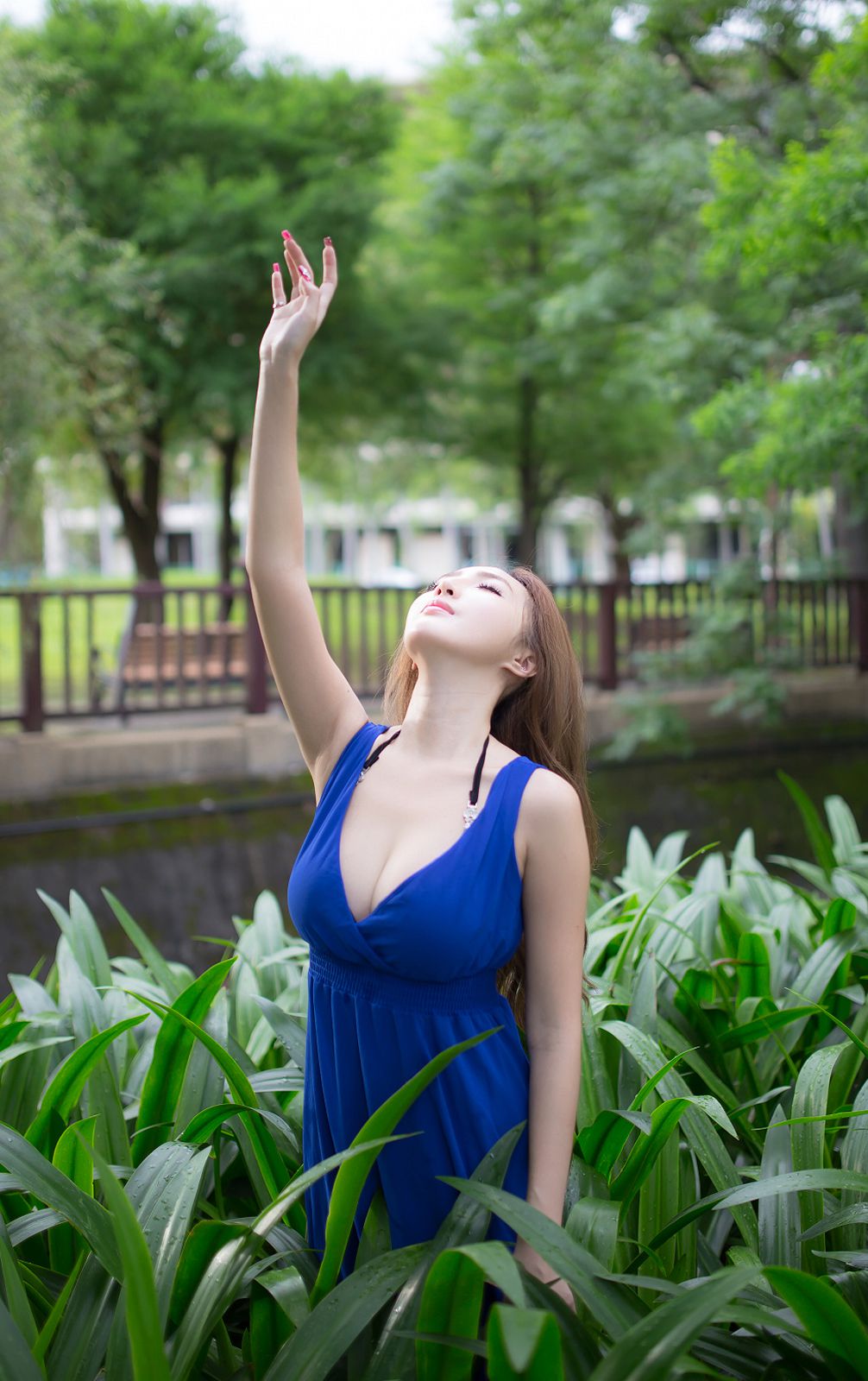 台湾赵芸Syuan《极品蓝色长裙女神》