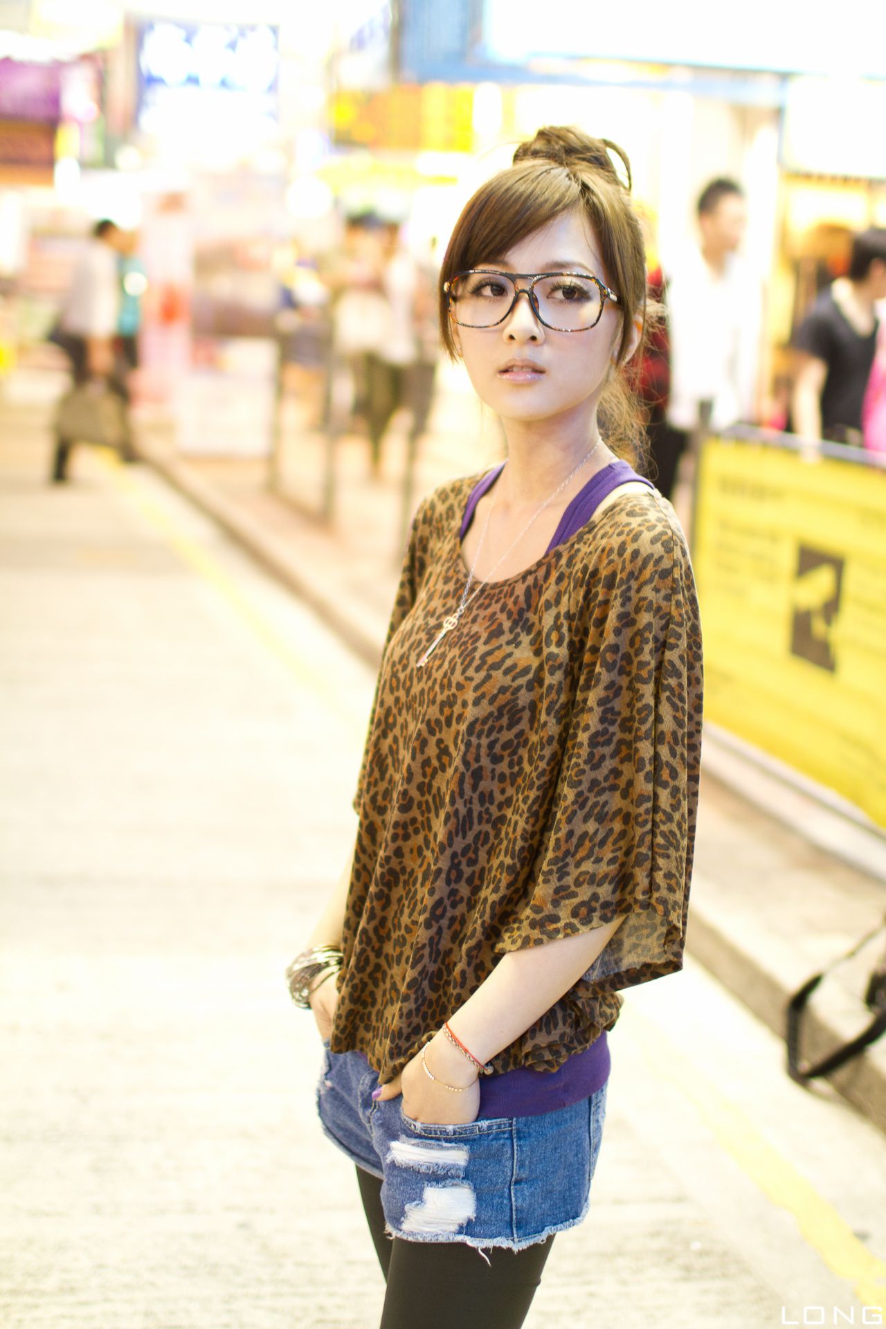 台湾果子MM《港澳之旅》夜市街拍系列