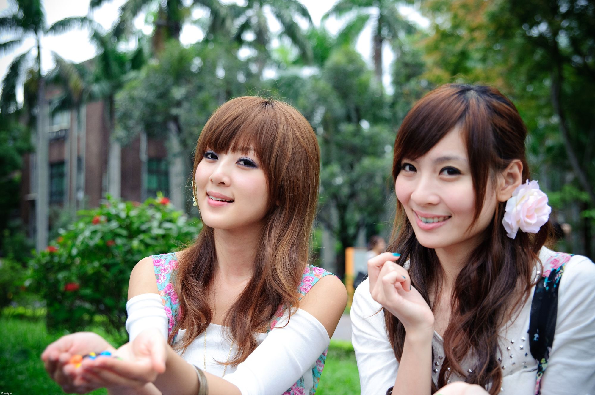 果子Mikako+Minako《台大外拍 II》