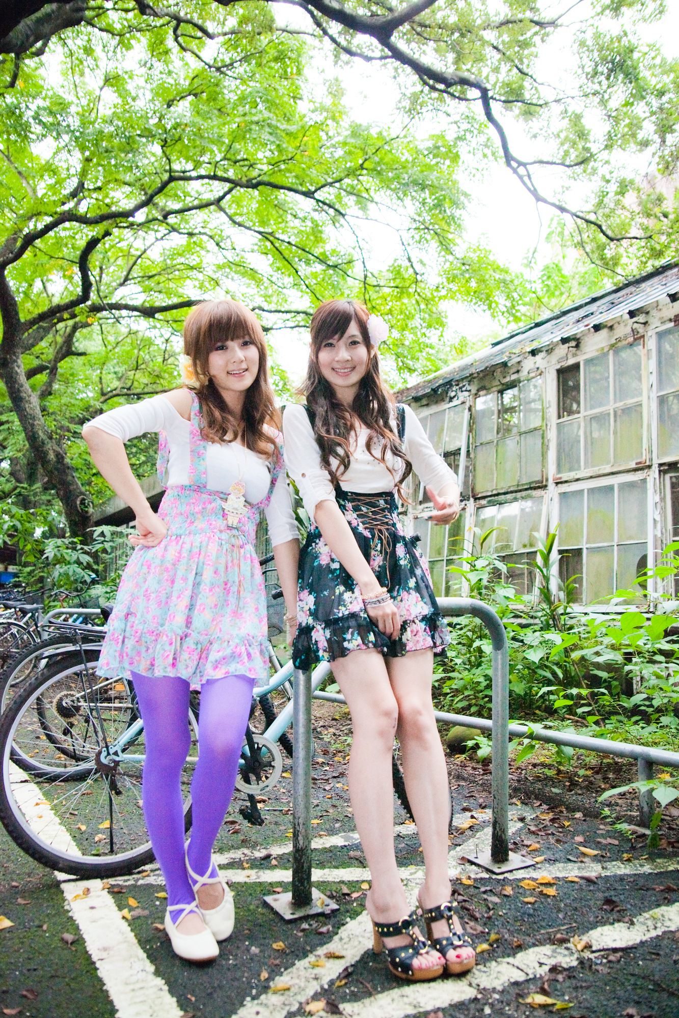 果子Mikako+Minako《台大外拍 II》