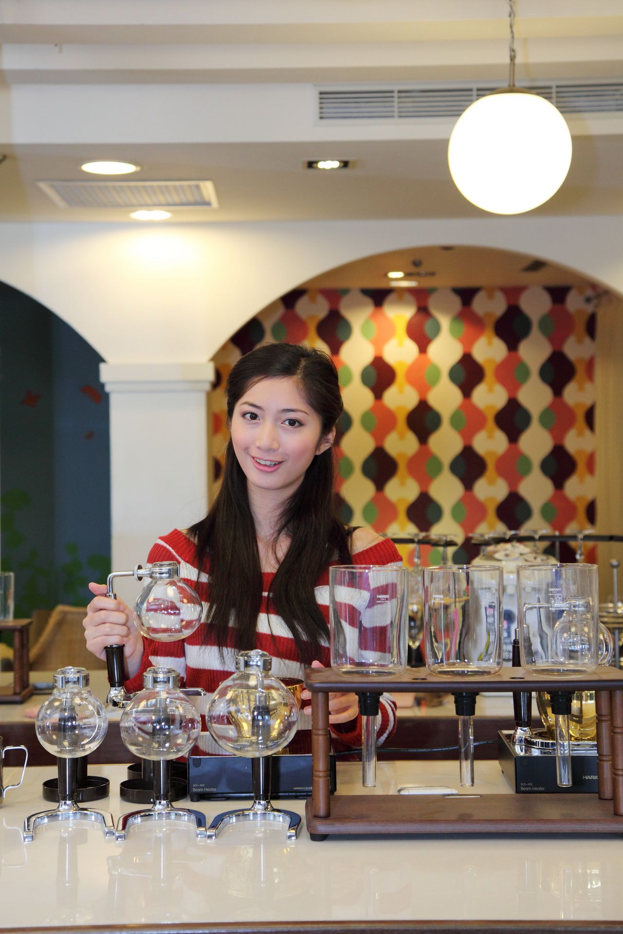 台湾模特Emily《酒店室拍》