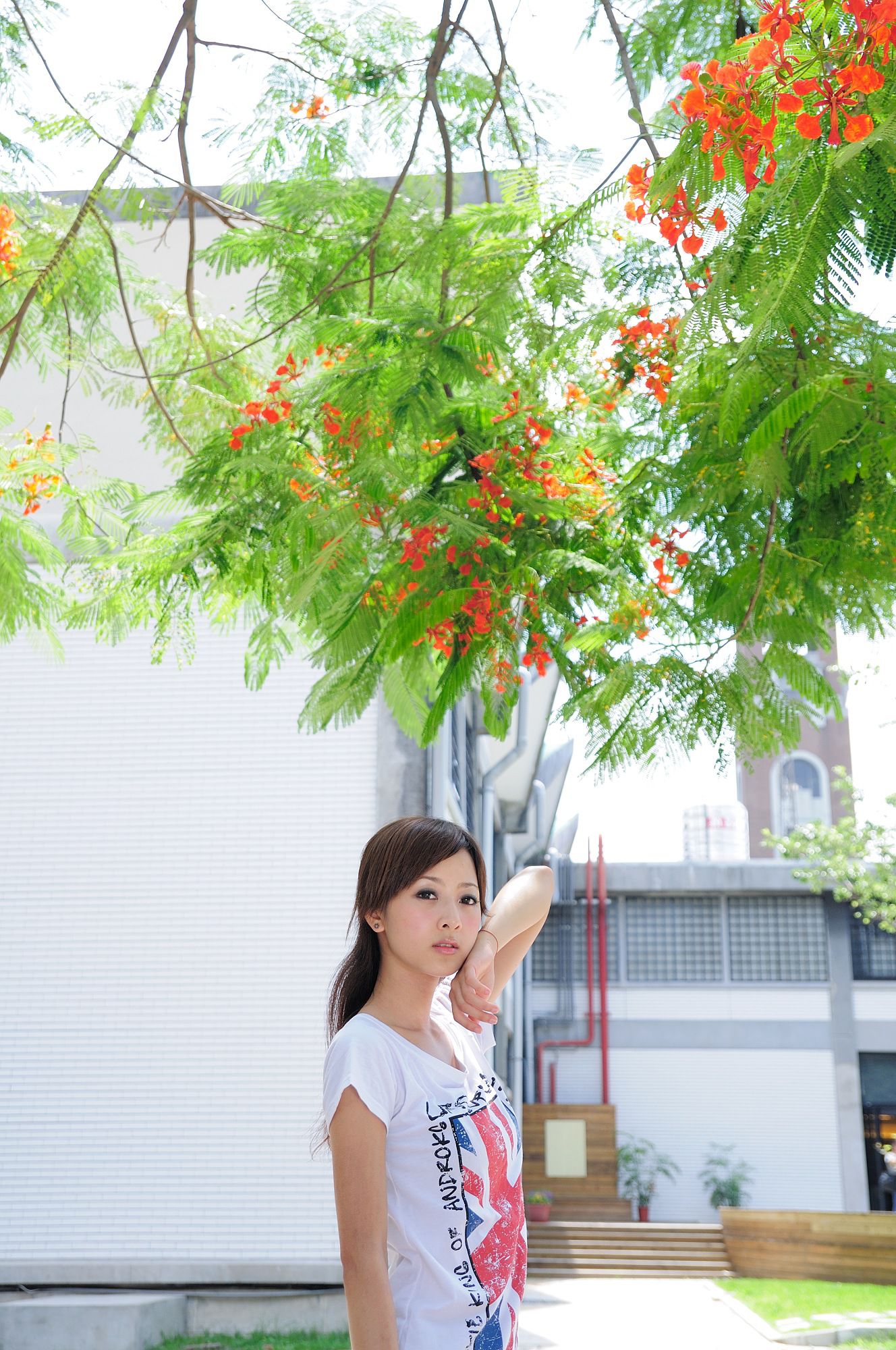 台湾网络红人果子MM《台大外拍》第6部