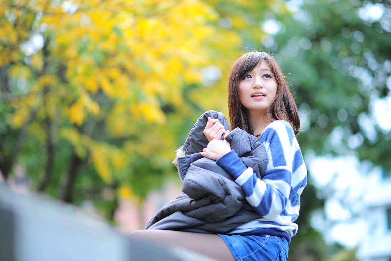 台湾正妹模特小艾《小清新街拍》外拍写真合集