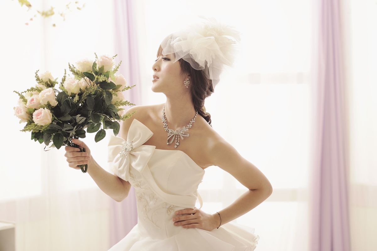 果子MM/张凯洁《棚拍婚纱》