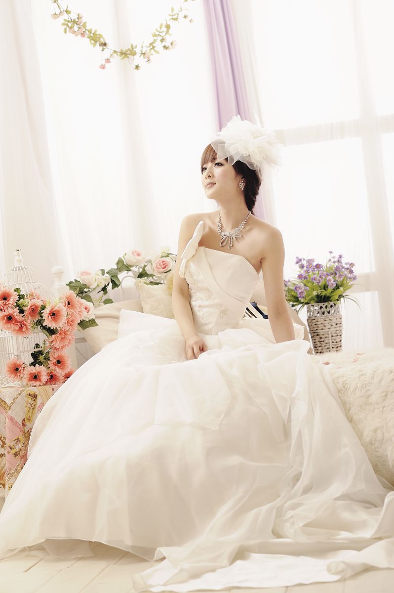 果子MM/张凯洁《棚拍婚纱》