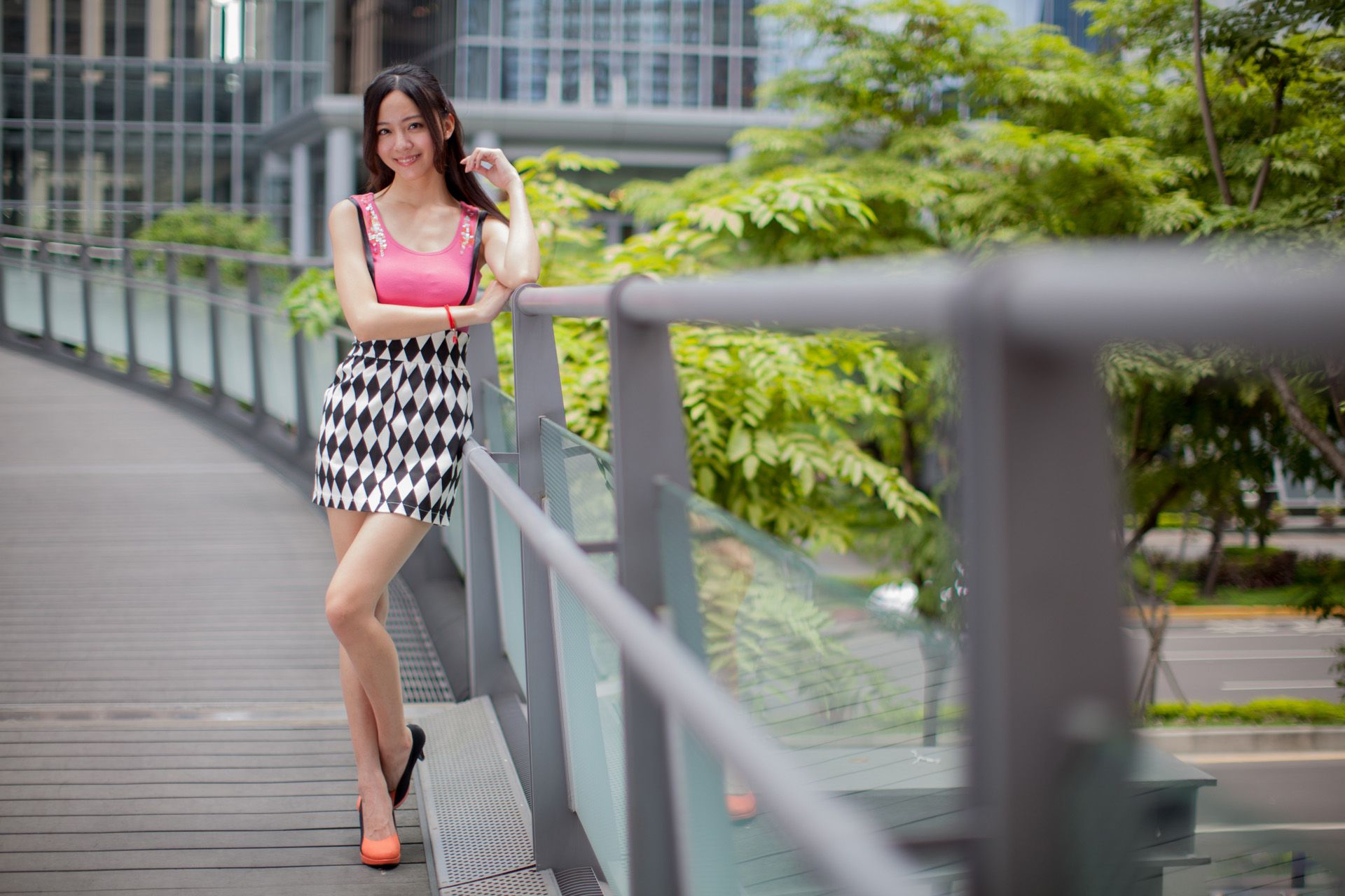 台湾美女Anita林千如《中央商圈外拍》