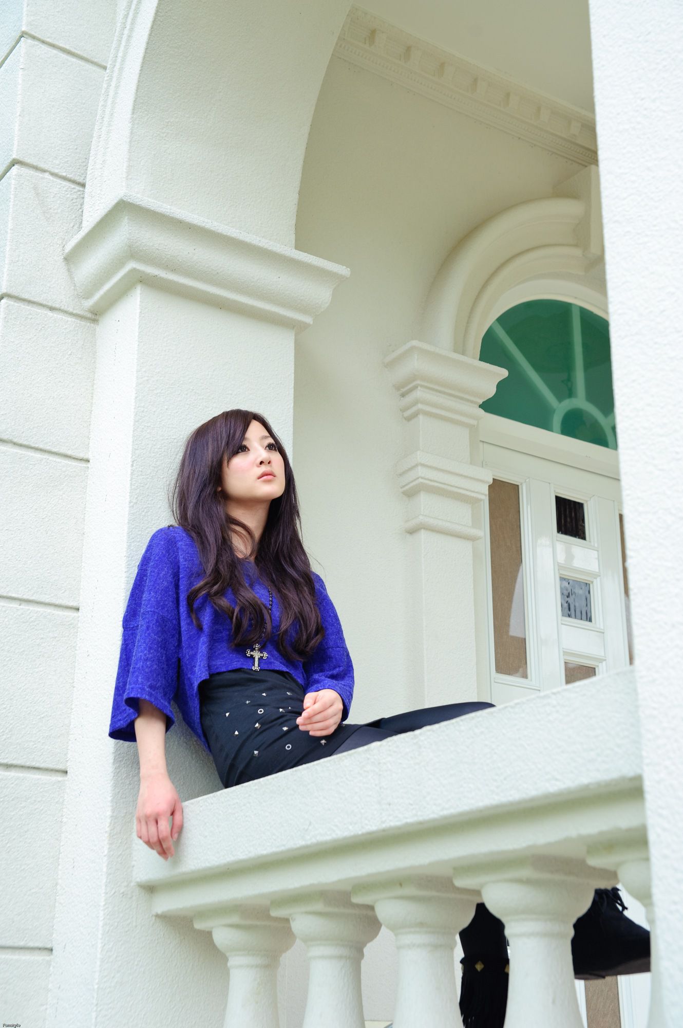 果子MM/Mikako《歐莉葉荷外拍》