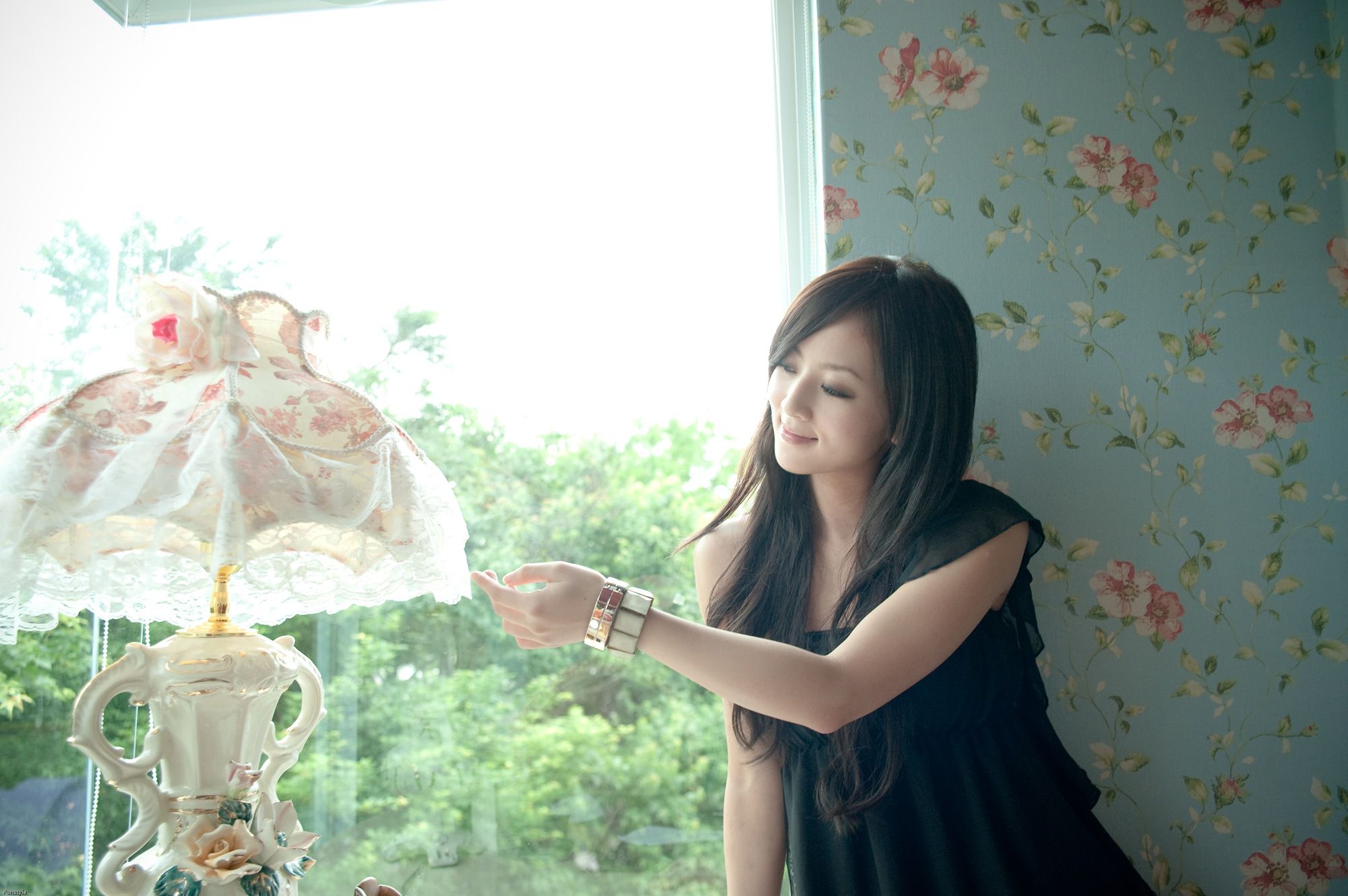 果子MM/Mikako《歐莉葉荷外拍》