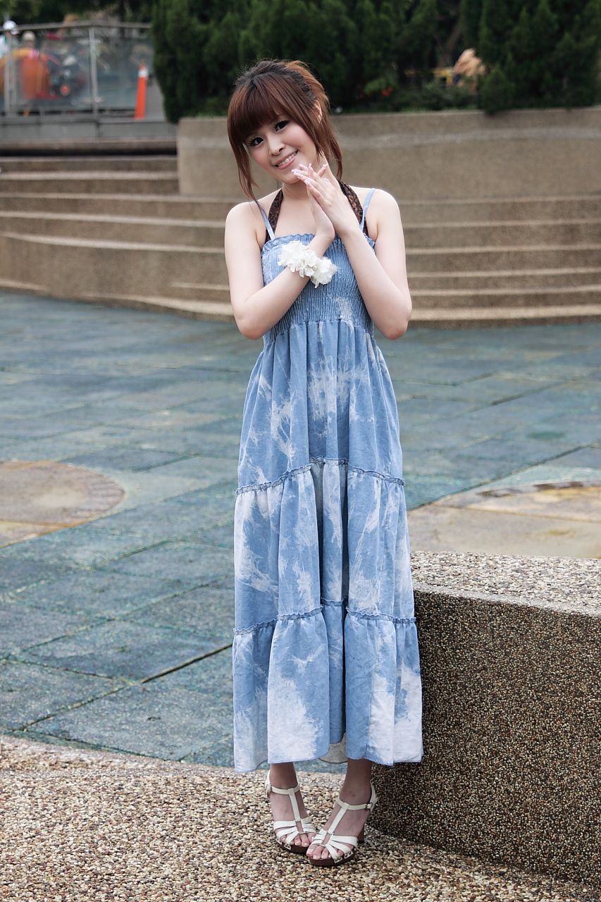 台湾可爱妹子白白/李依璇《外拍图片》写真合集
