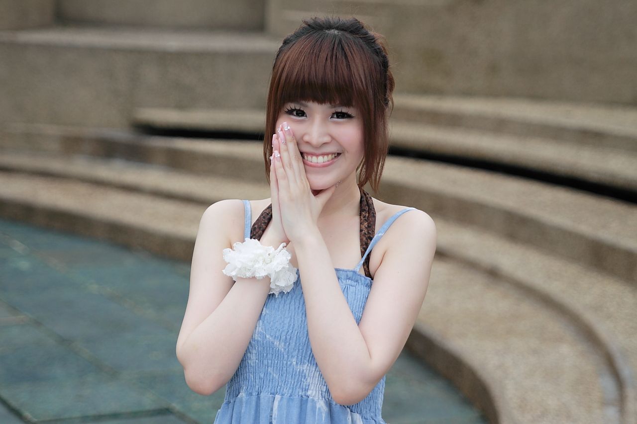 台湾可爱妹子白白/李依璇《外拍图片》写真合集