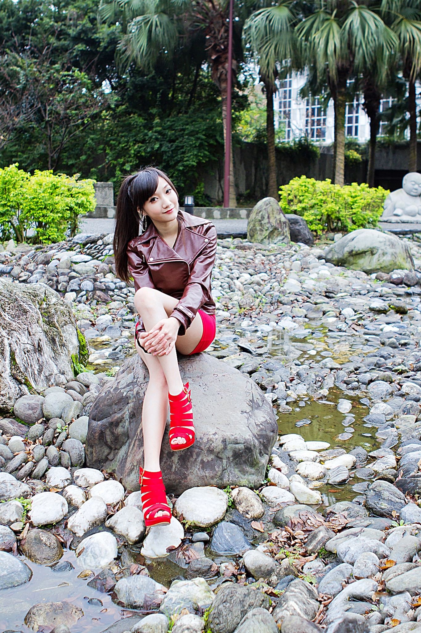 台湾腿模Tina陈思婷《美國街》街拍