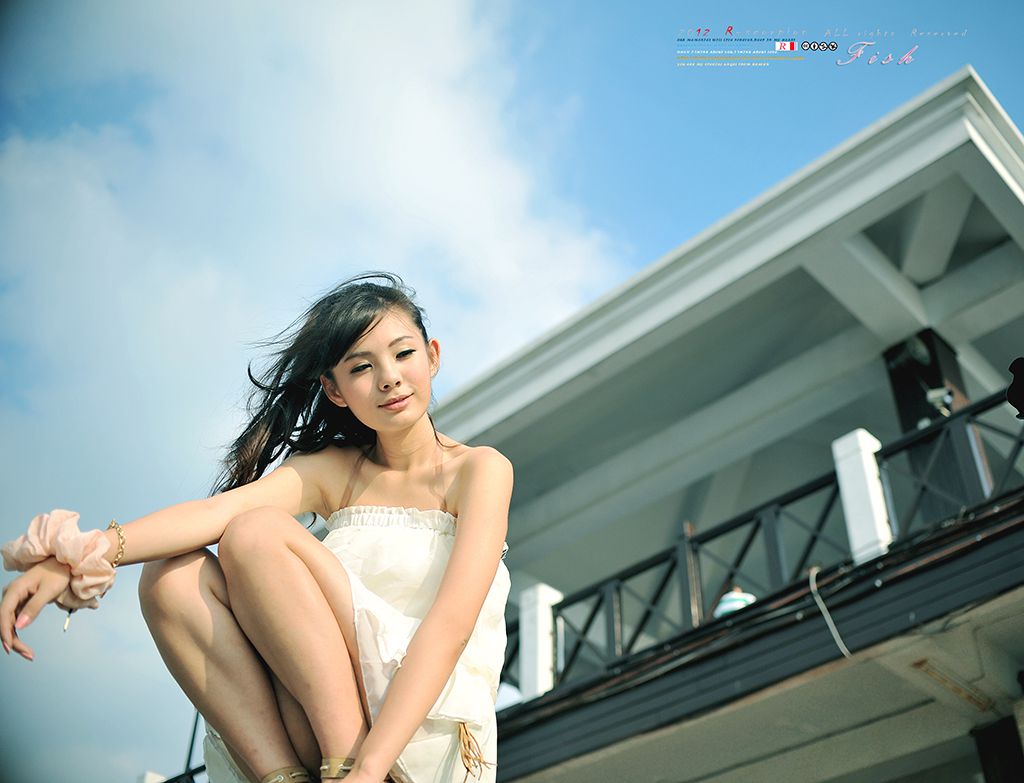 台湾正妹鲔鱼/徐玮吟《小清新唯美外拍图片》写真合集