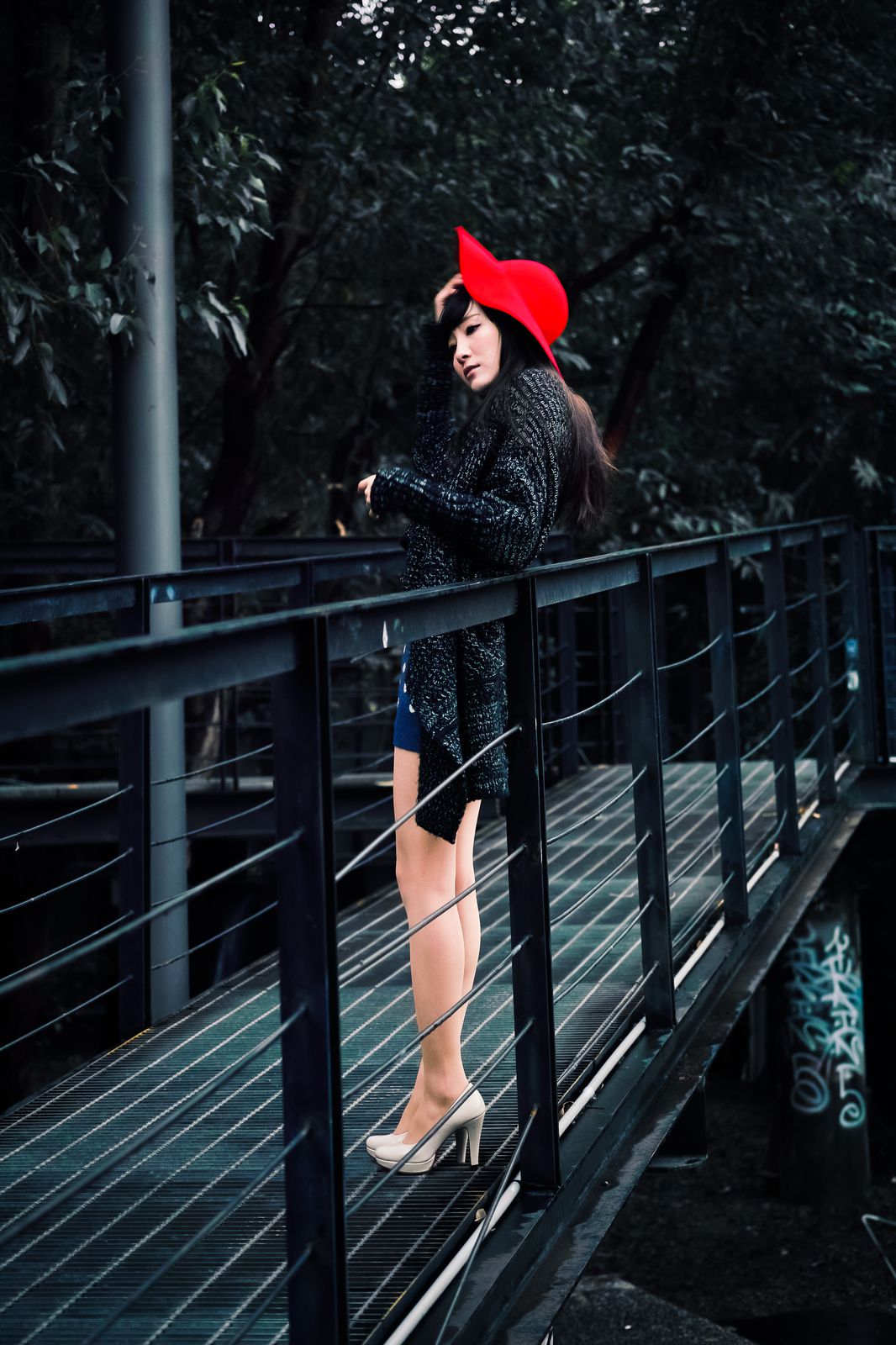 台湾美女胡佳妏Cora《西門町外拍》