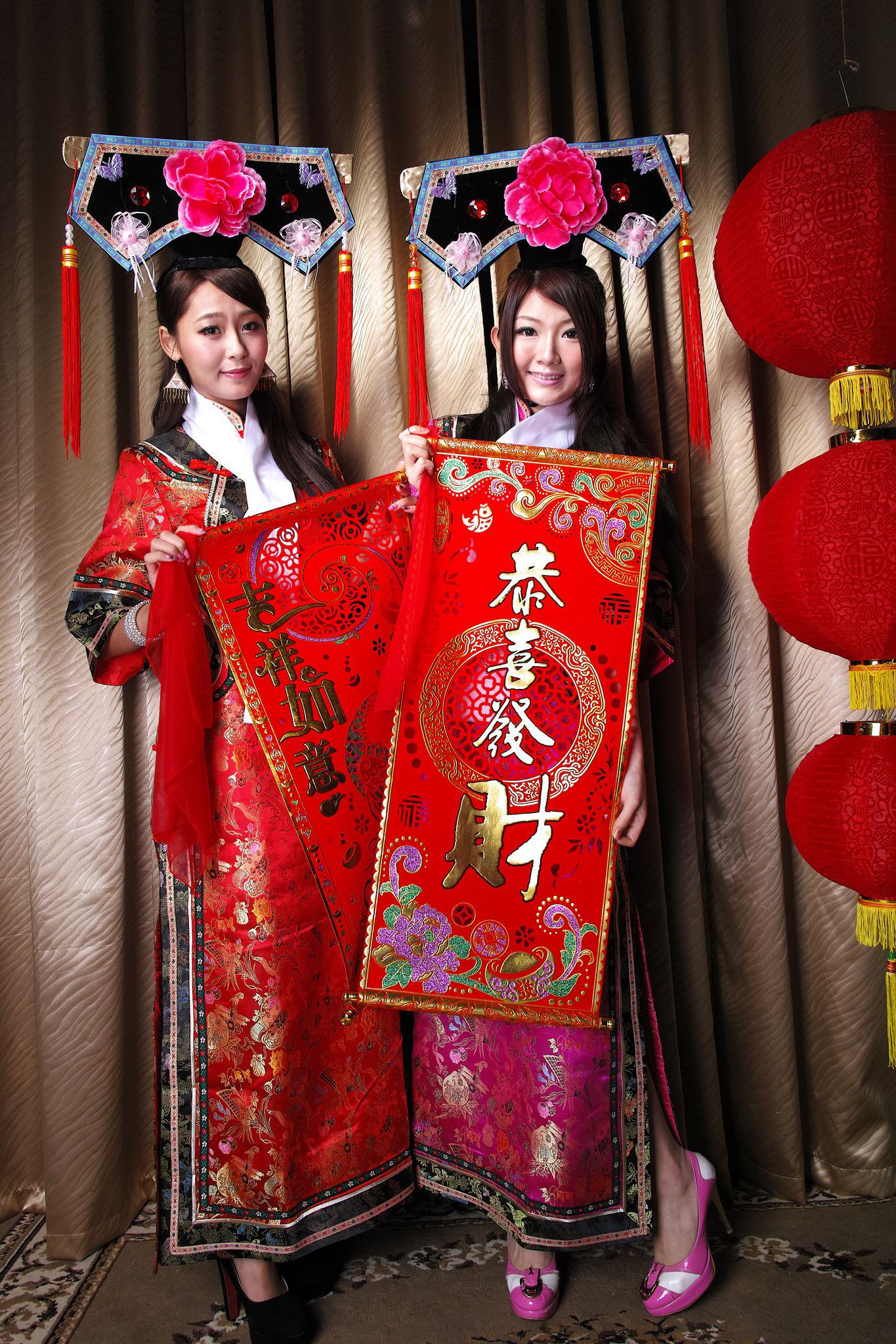 Winnie小雪、小羽《新春拜年 甄嬛格格》