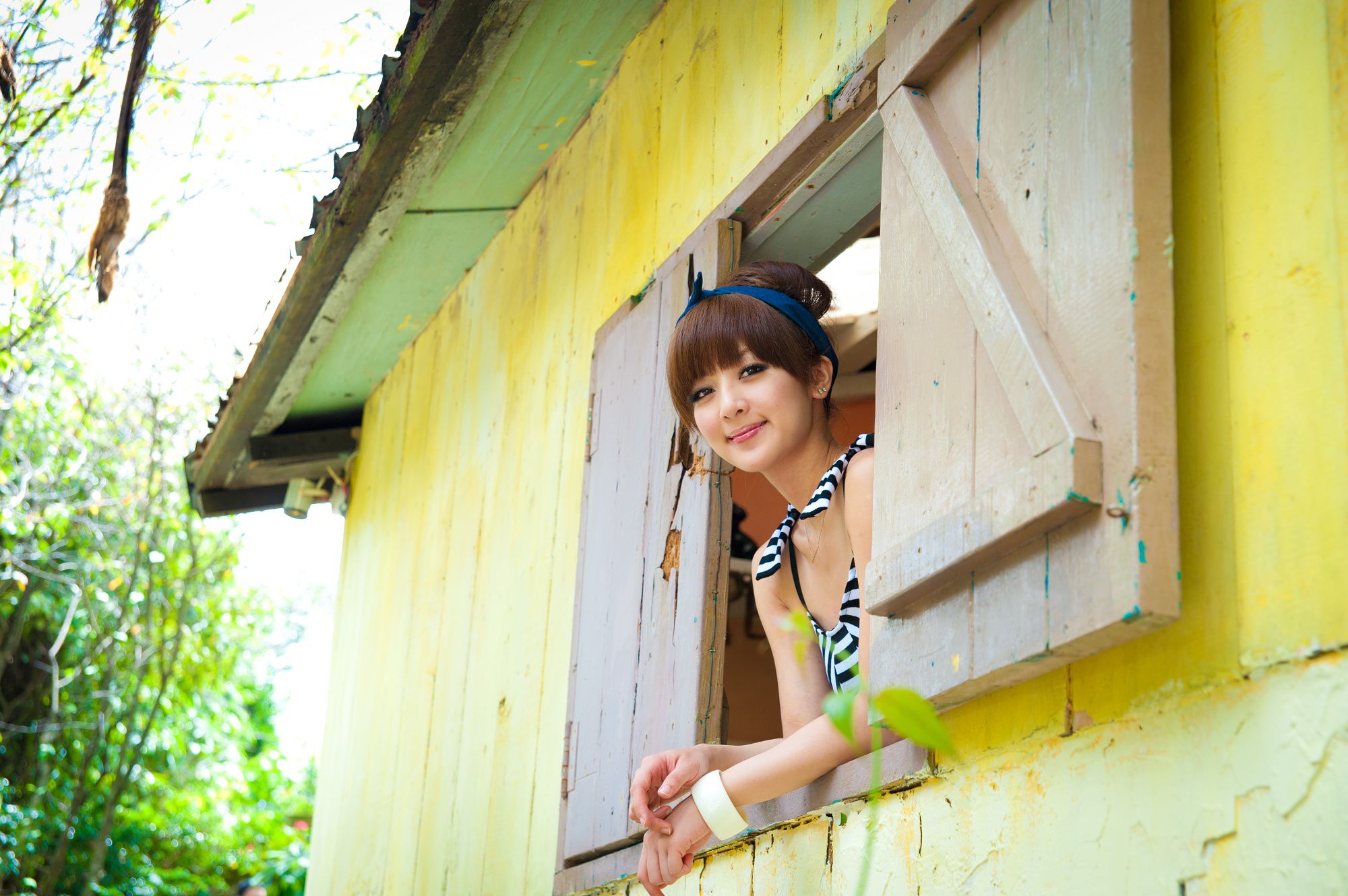 张凯洁/Mikako《蒙馬特咖啡外拍》