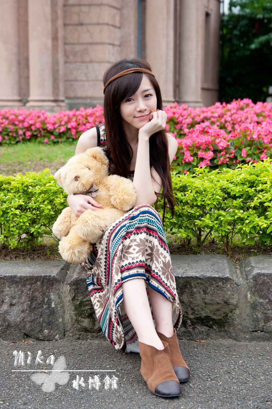 台湾清纯正妹Mika《水博管街拍》
