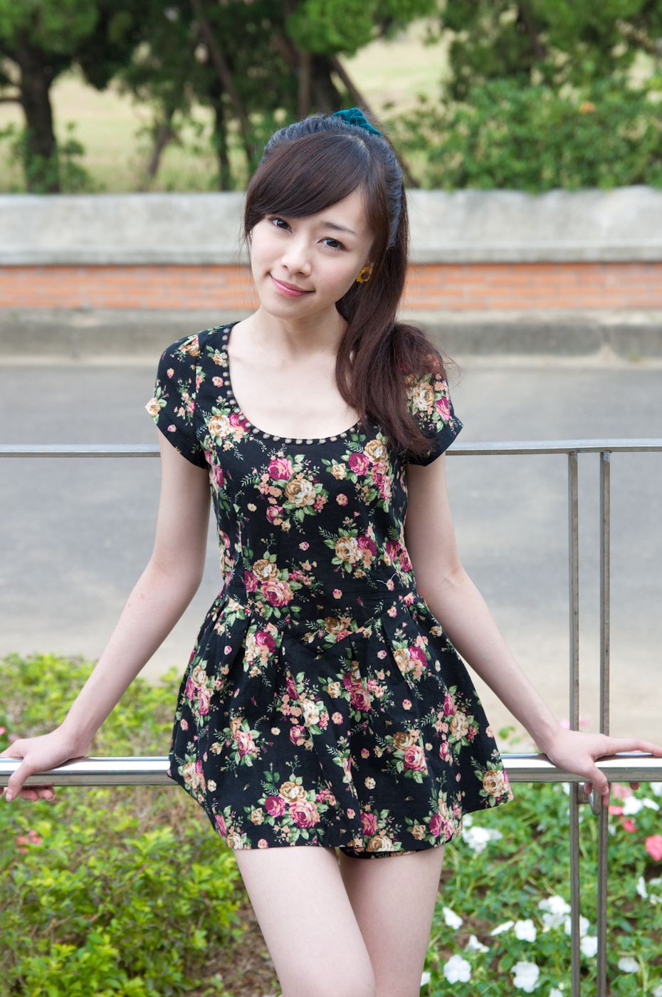 台湾清纯正妹Mika《水博管街拍》
