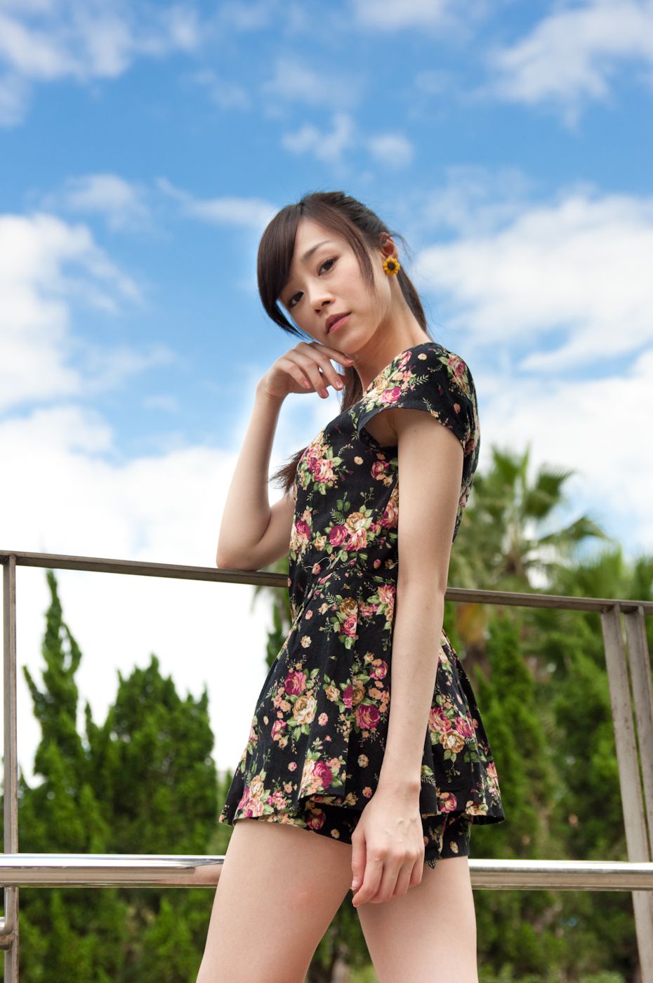 台湾清纯正妹Mika《水博管街拍》