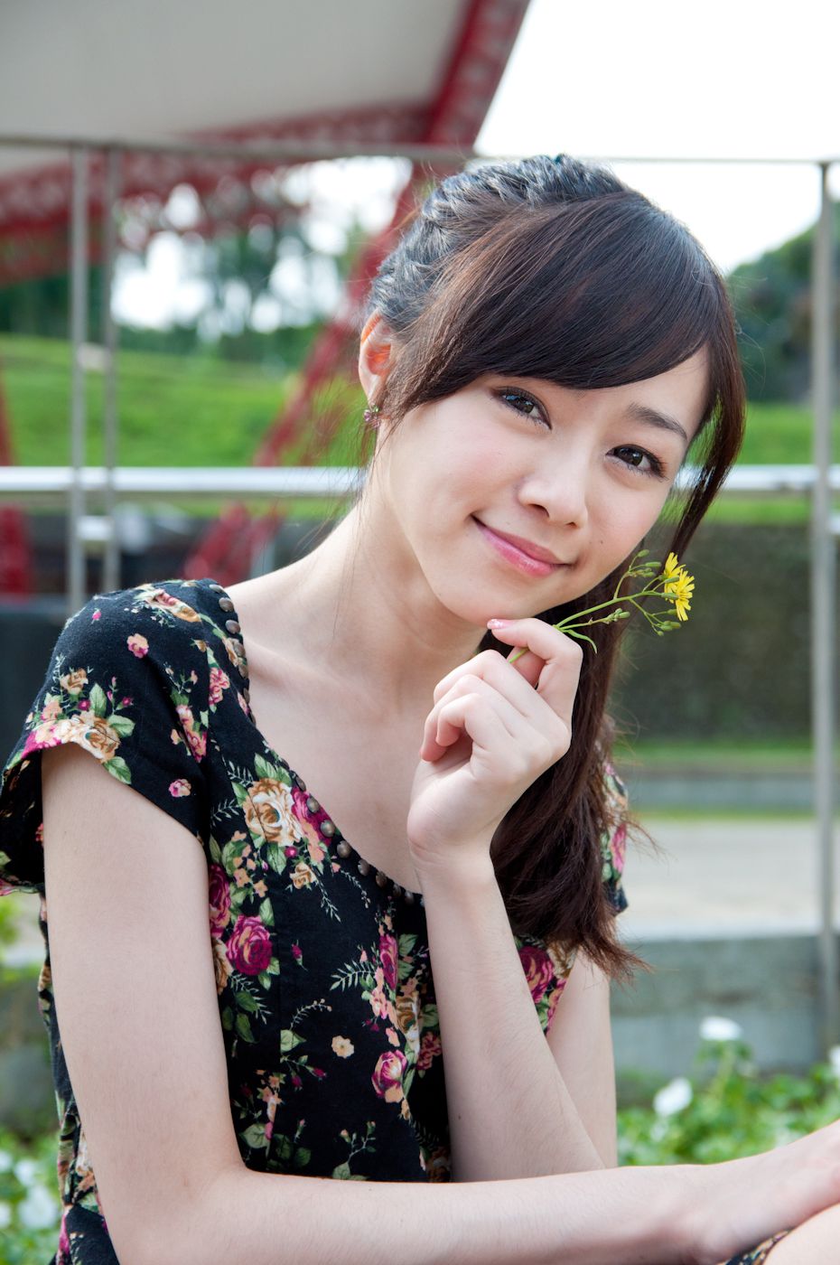 台湾清纯正妹Mika《水博管街拍》