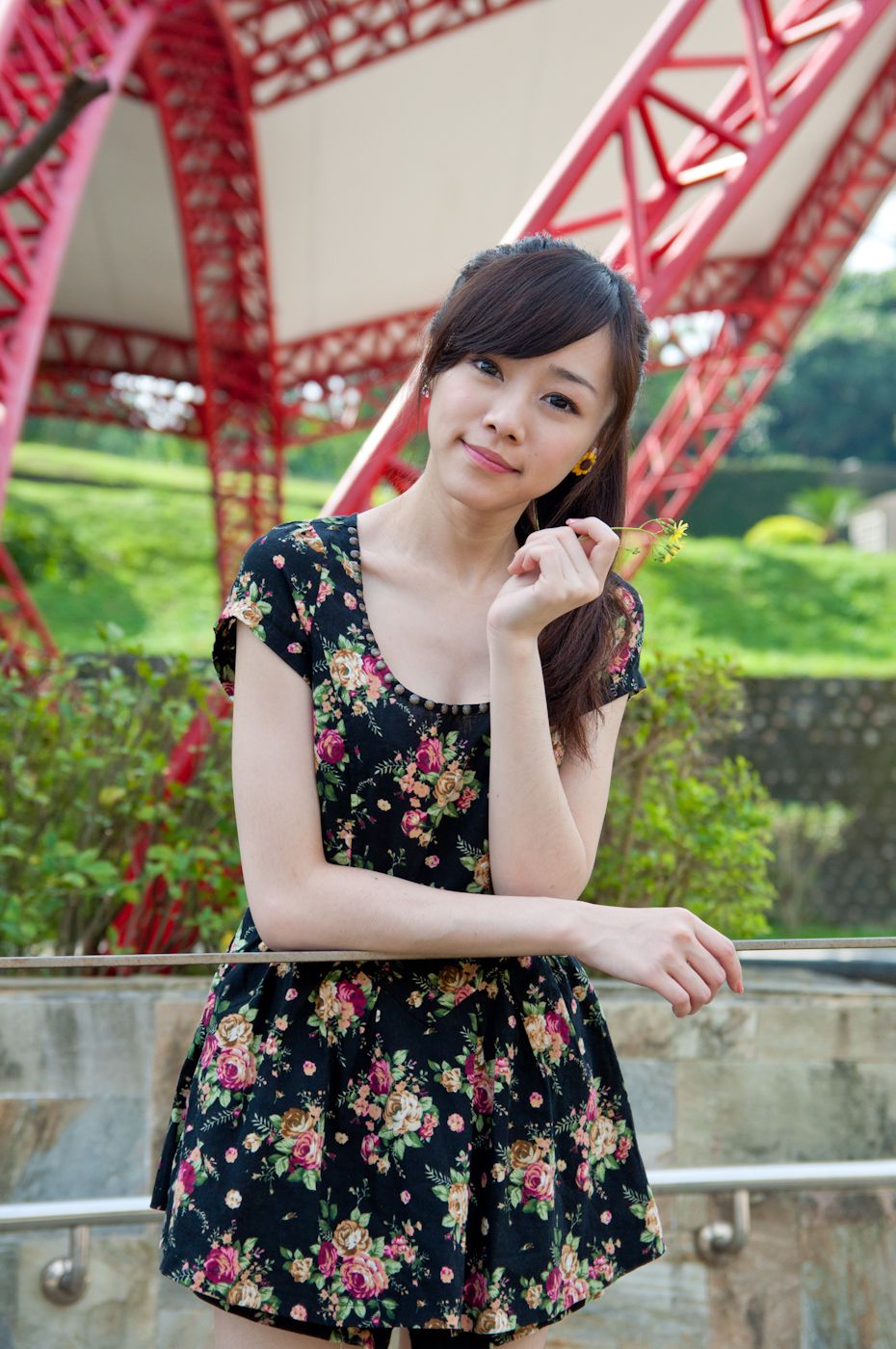 台湾清纯正妹Mika《水博管街拍》