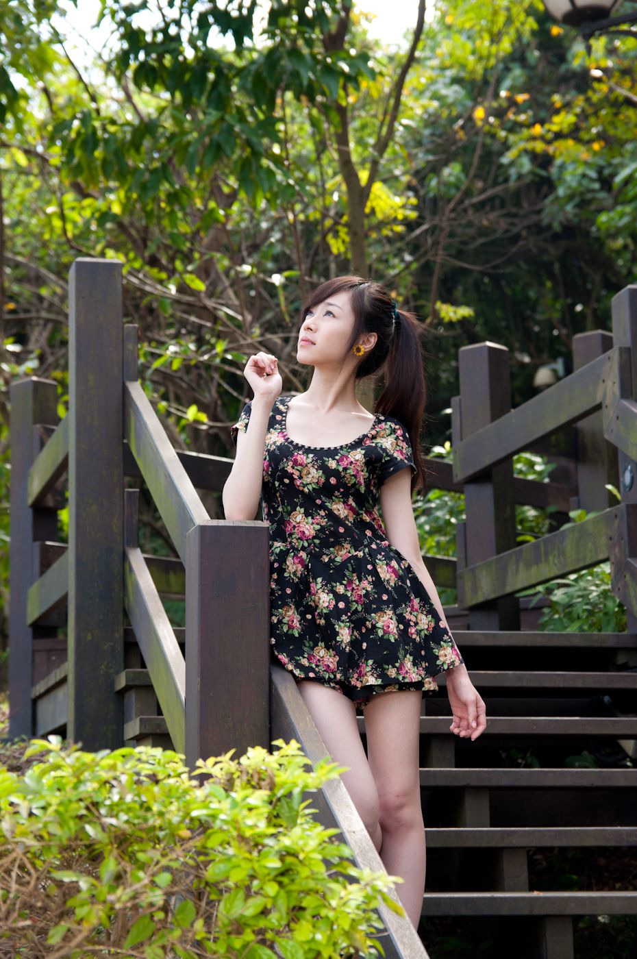 台湾清纯正妹Mika《水博管街拍》