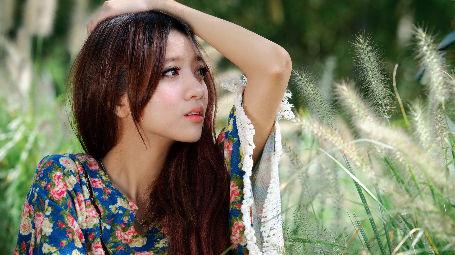 台湾美女妍安/吕芷葇《大安森林公園外拍》