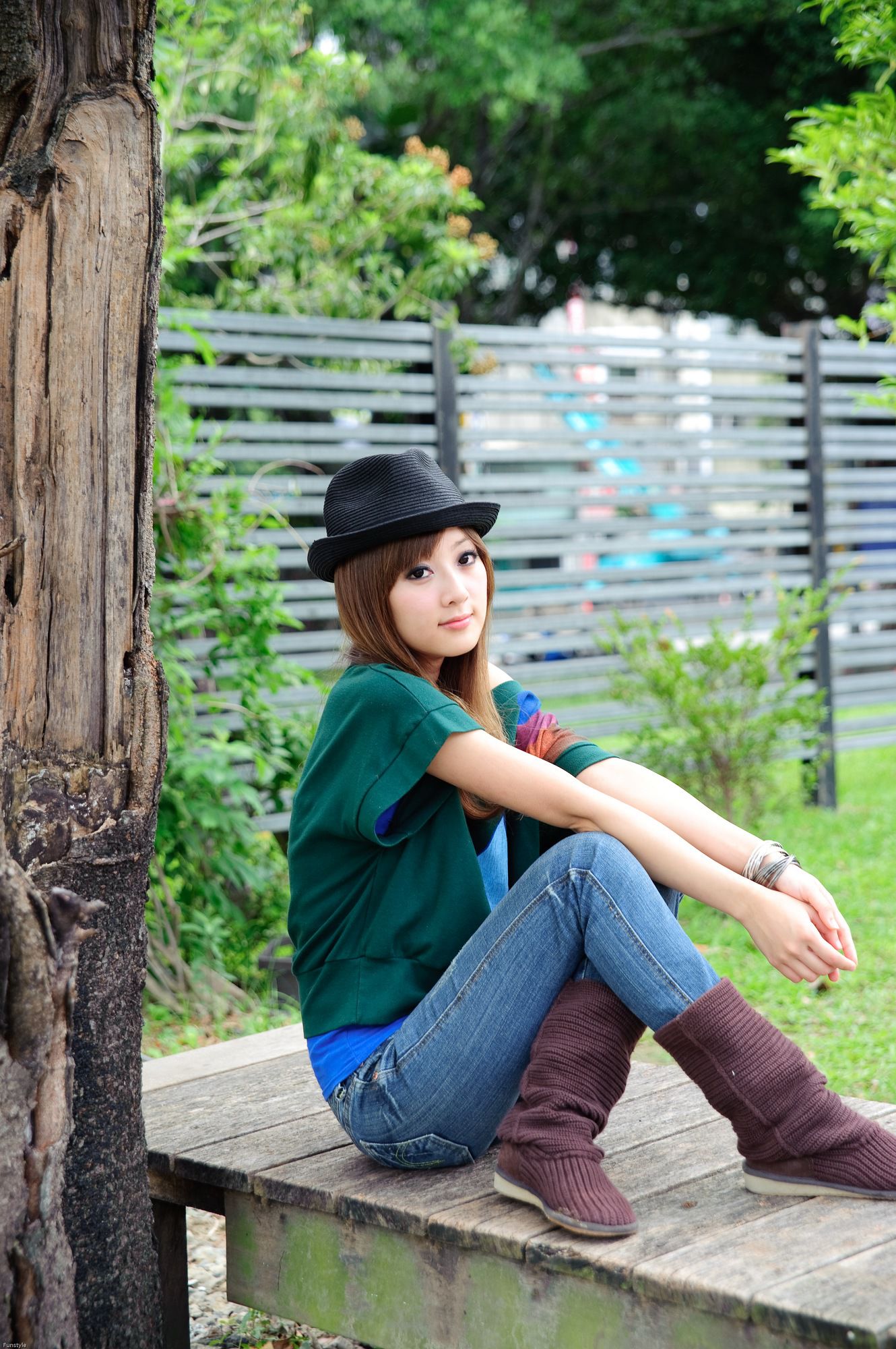 果子Mikako、Minako《台大外拍》第1部