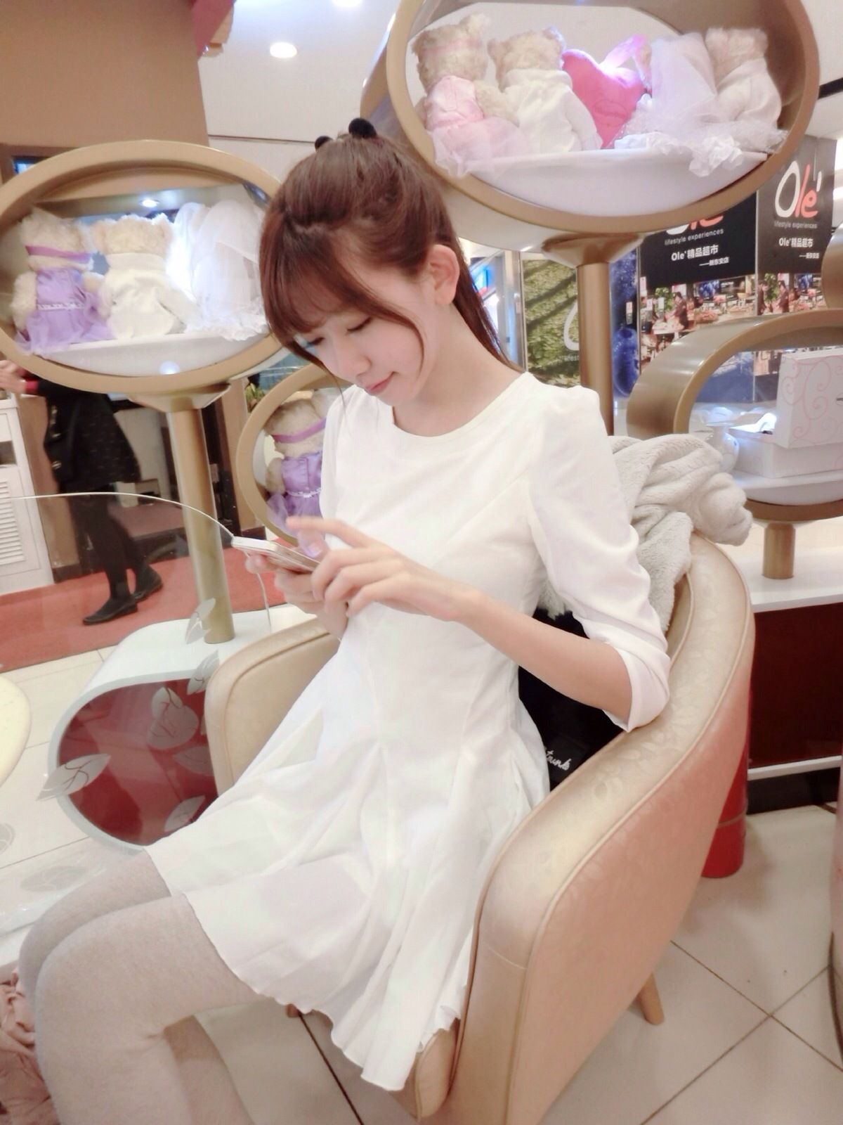 网红嫩模陈潇《个人生活照、微博美照图片》第3部 写真合集