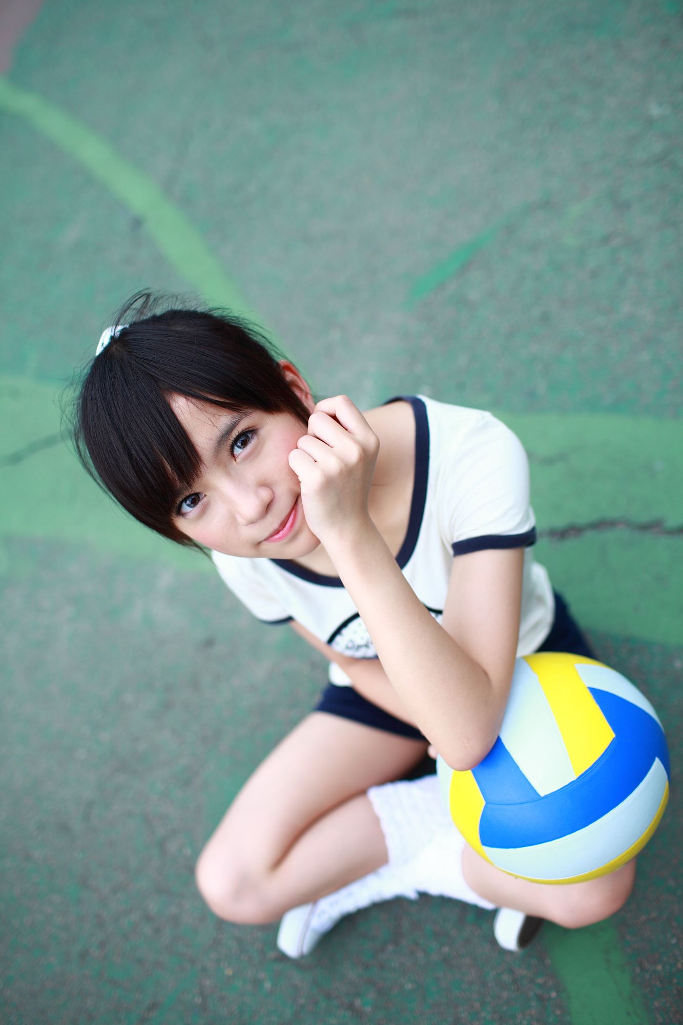 台湾美少女小敬/虞成敬《4套小清新外拍图片》写真合集