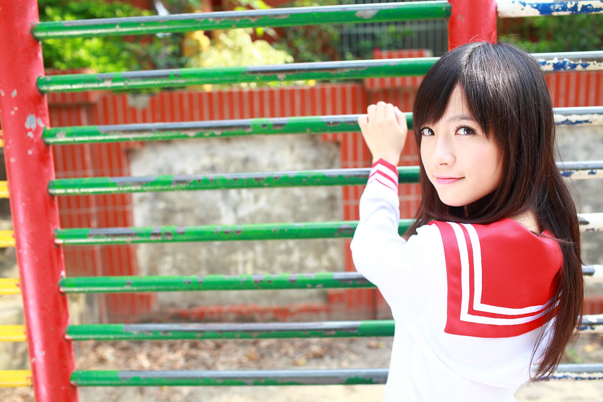 台湾美少女小敬/虞成敬《4套小清新外拍图片》写真合集