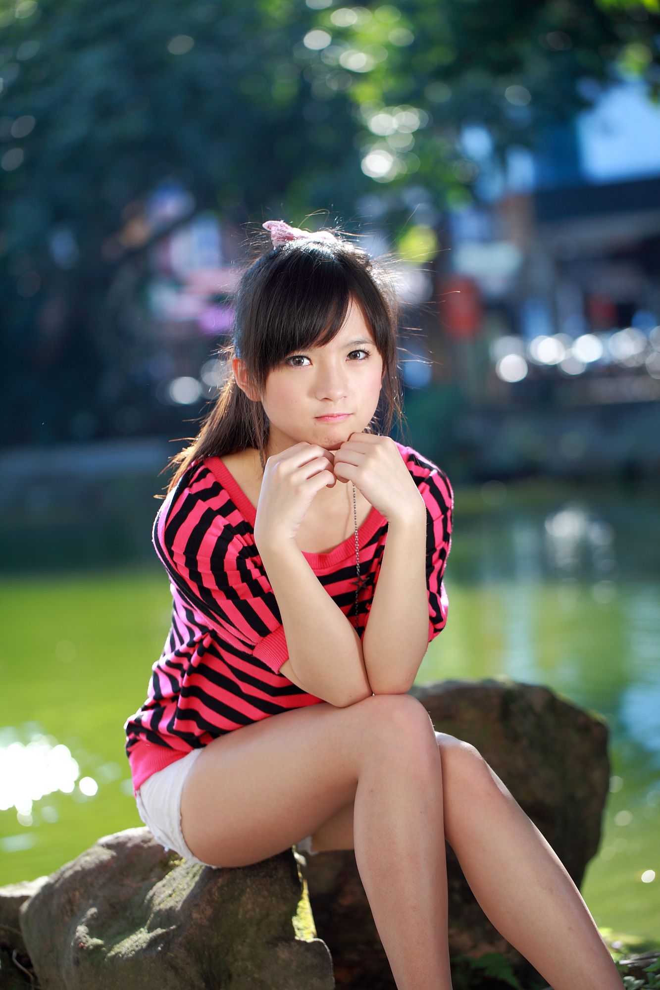 台湾美少女小敬/虞成敬《4套小清新外拍图片》写真合集