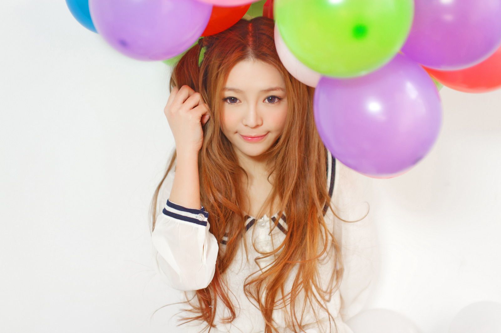 Ziki裴紫绮《清新唯美图片》写真合集