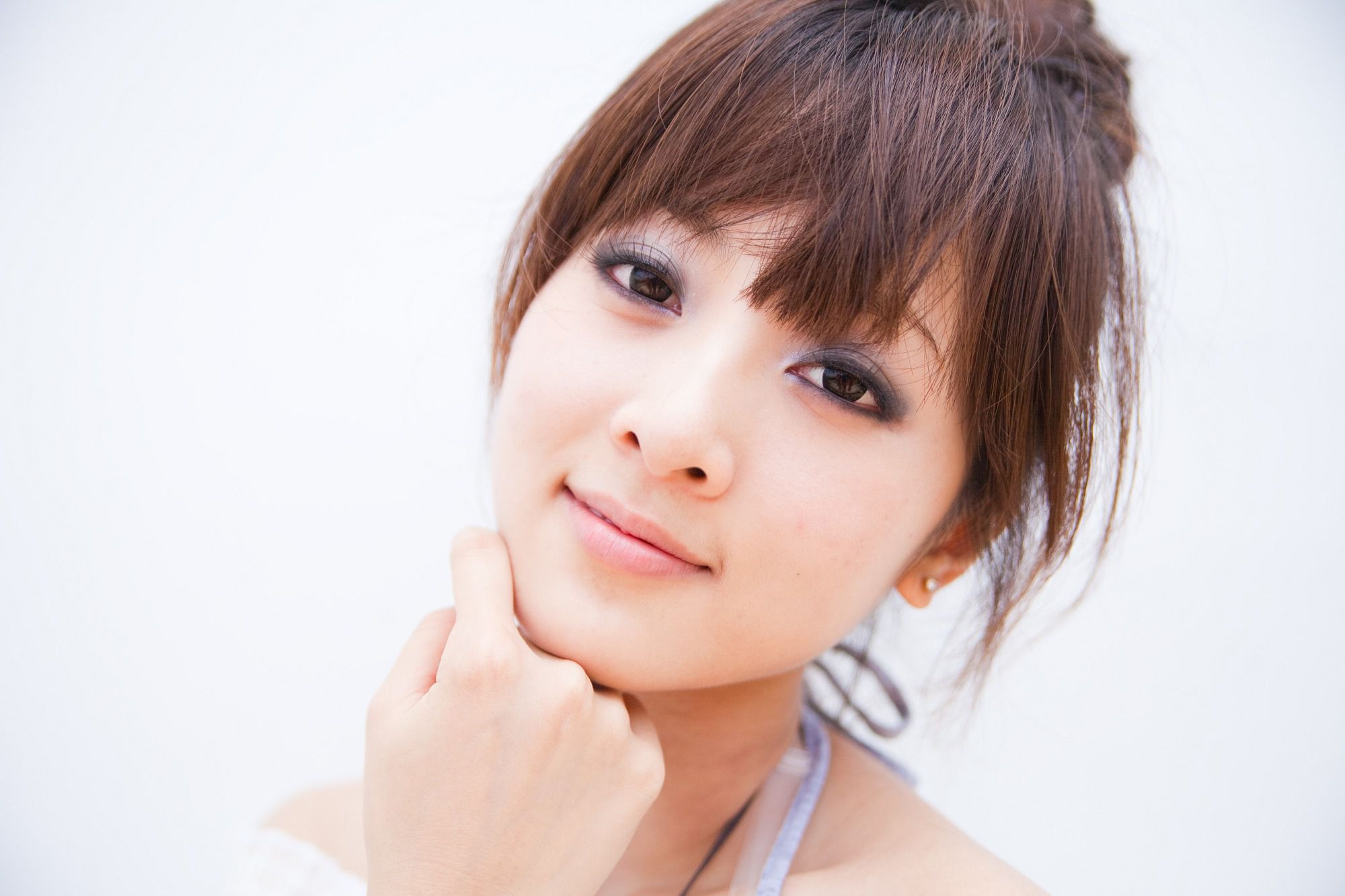 台湾美女果子MM《陽明山美軍宿舍外拍》第2部