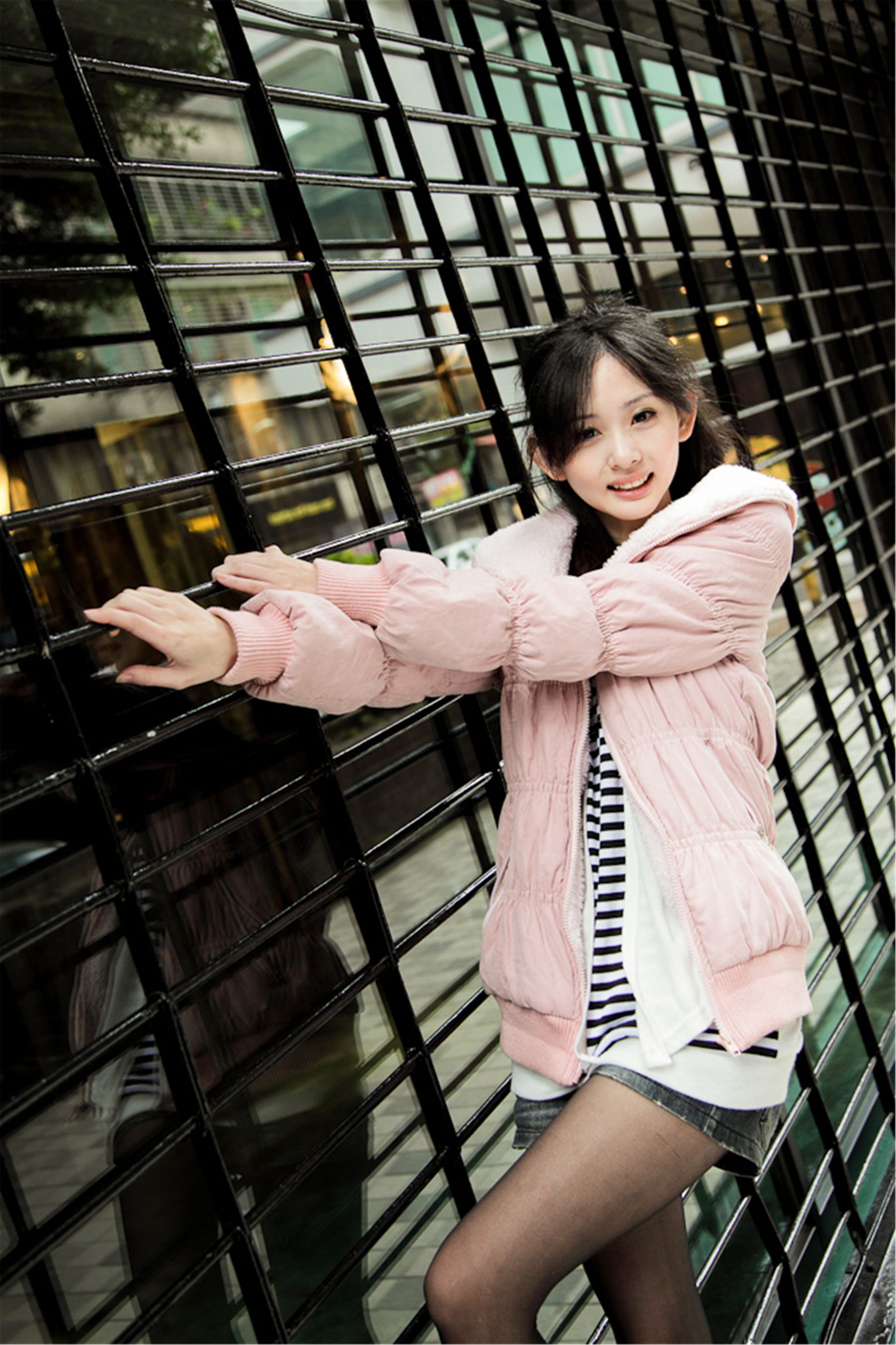 台湾正妹梅杜莎《台北東區外拍》