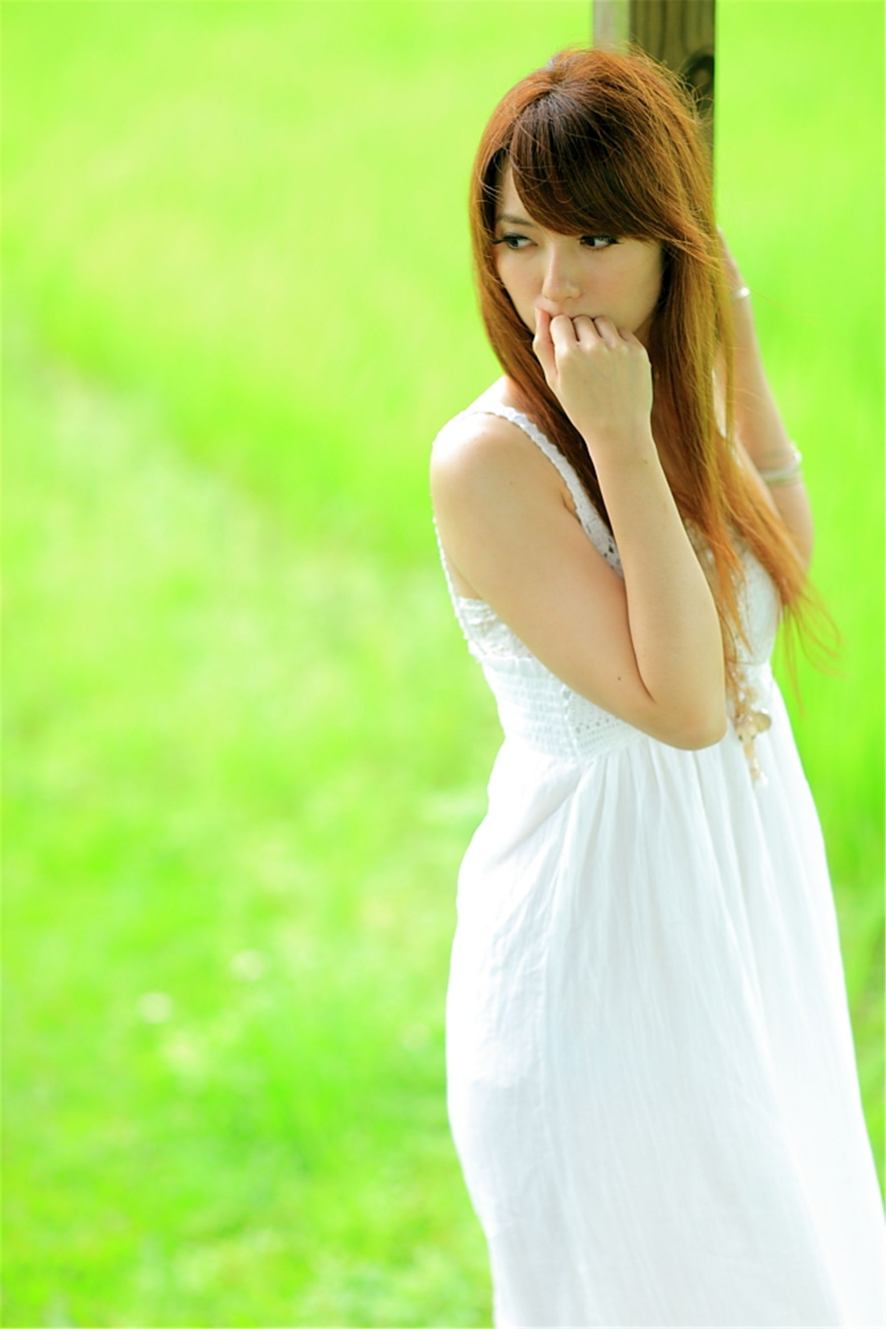 台湾正妹小静《农场初夏田园风光》唯美白裙系列