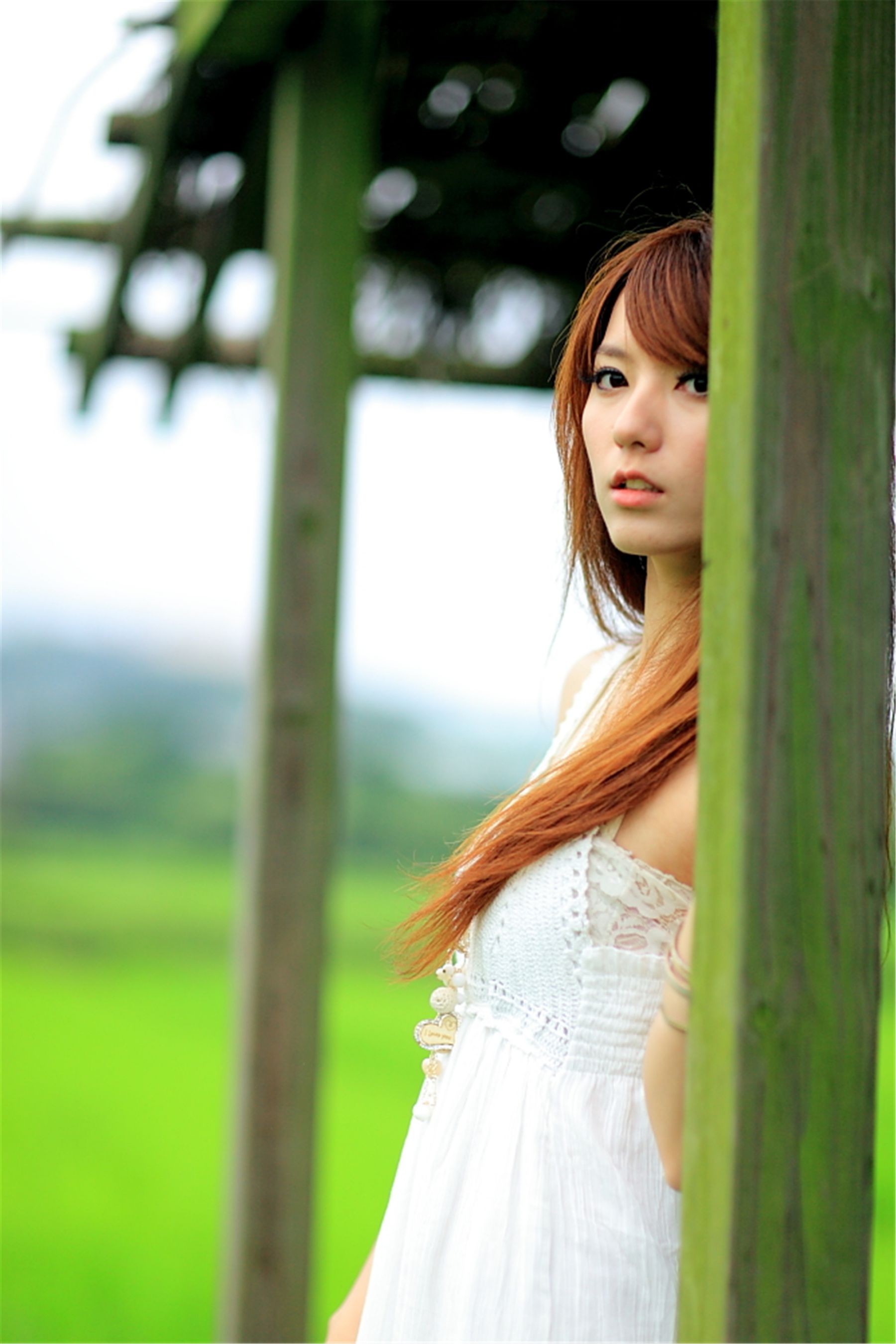 台湾正妹小静《农场初夏田园风光》唯美白裙系列