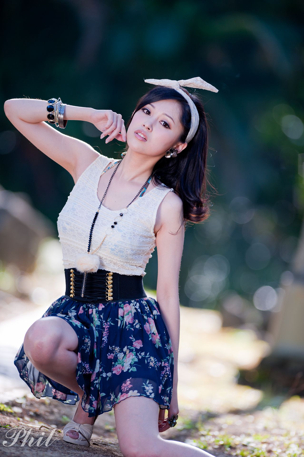 Beautyleg腿模Avy《连衣裙公园外拍》