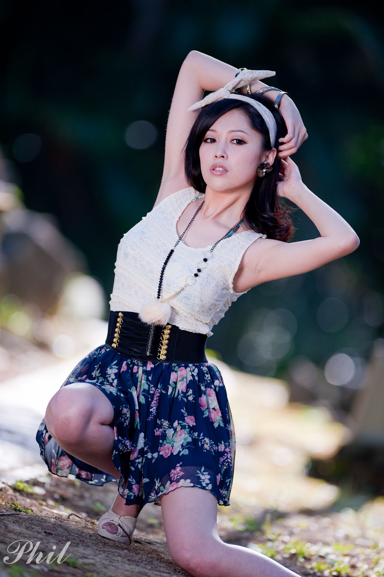 Beautyleg腿模Avy《连衣裙公园外拍》
