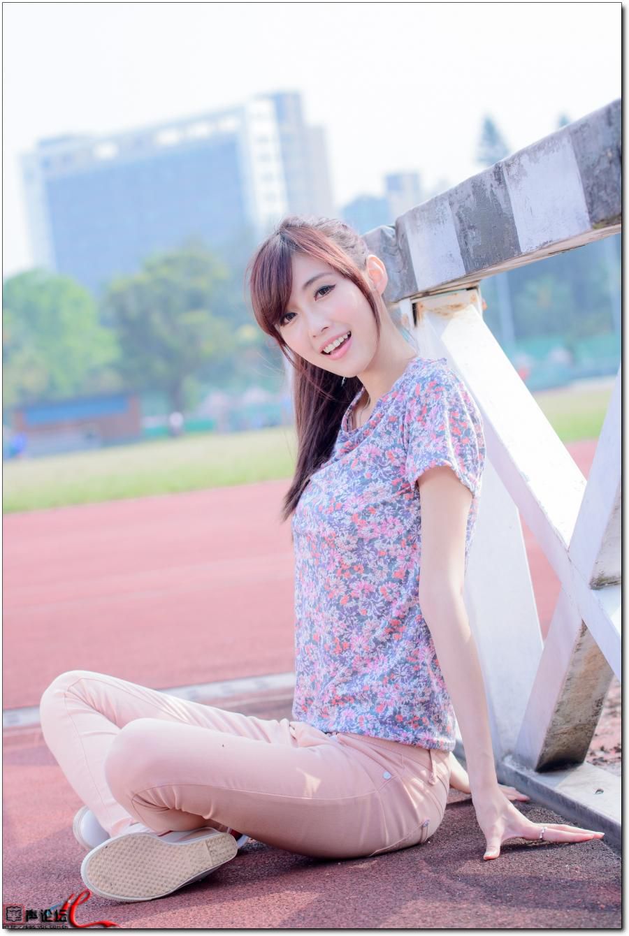 Kila晶晶/金允乔《校园美拍系列图片》写真合集