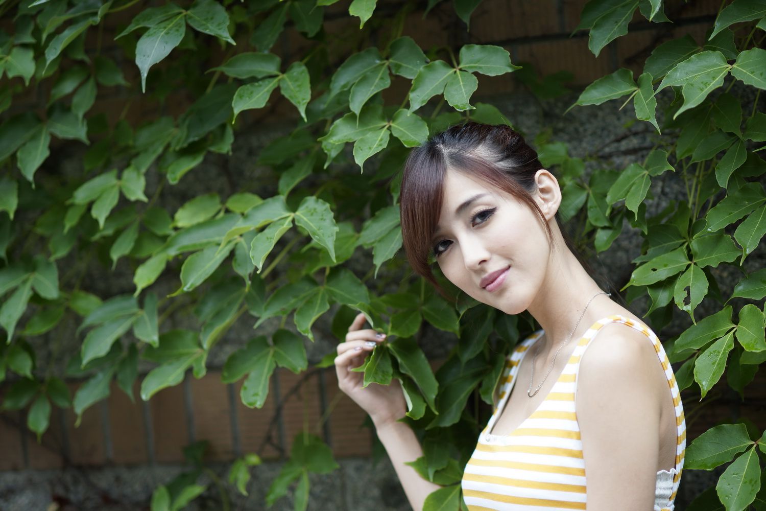 Kila晶晶/金允乔《校园美拍系列图片》写真合集