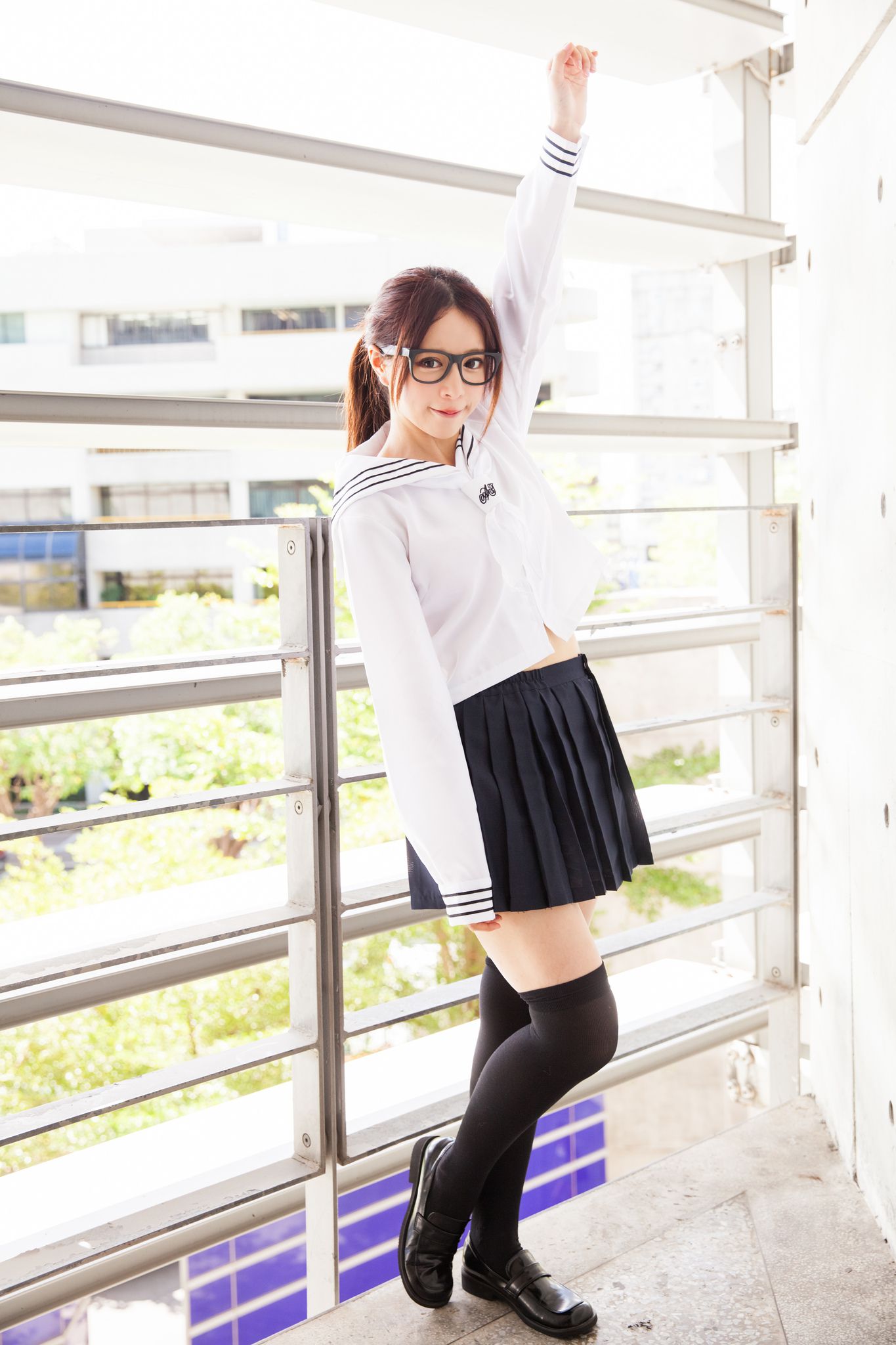台湾美女张齐郡JULIE《长筒袜校服少女》